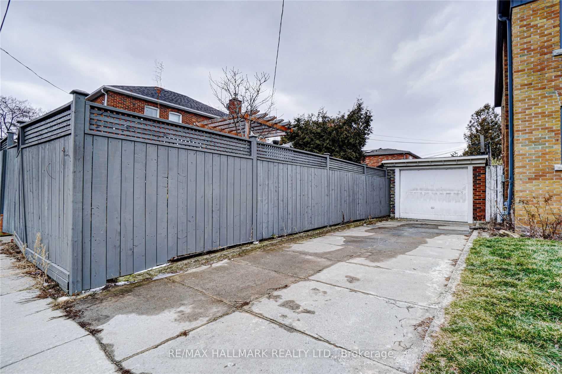 198 Woodville Avenue photo 39