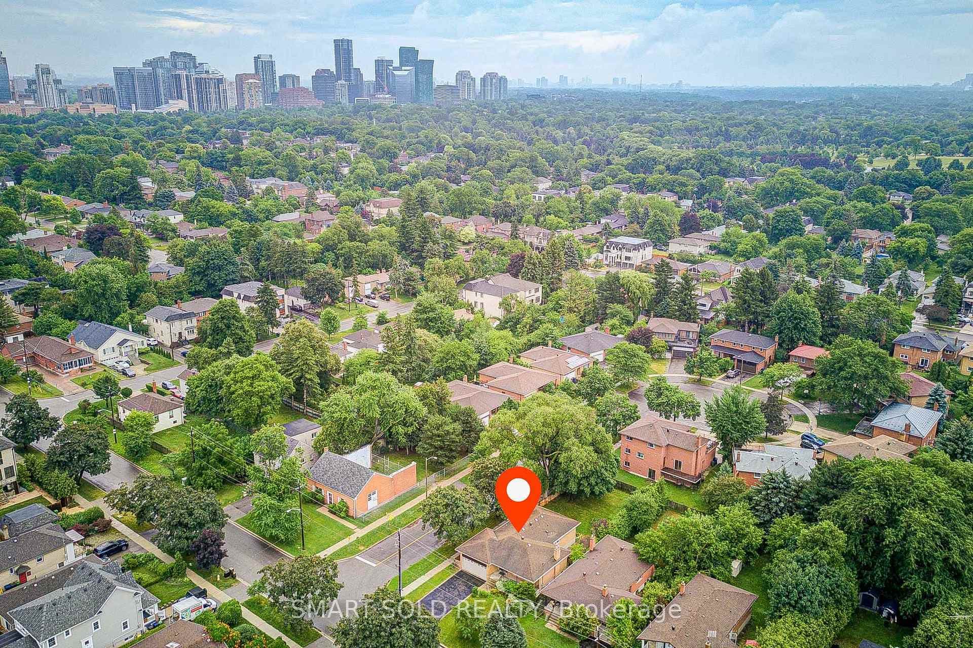 285 Churchill Avenue photo 3