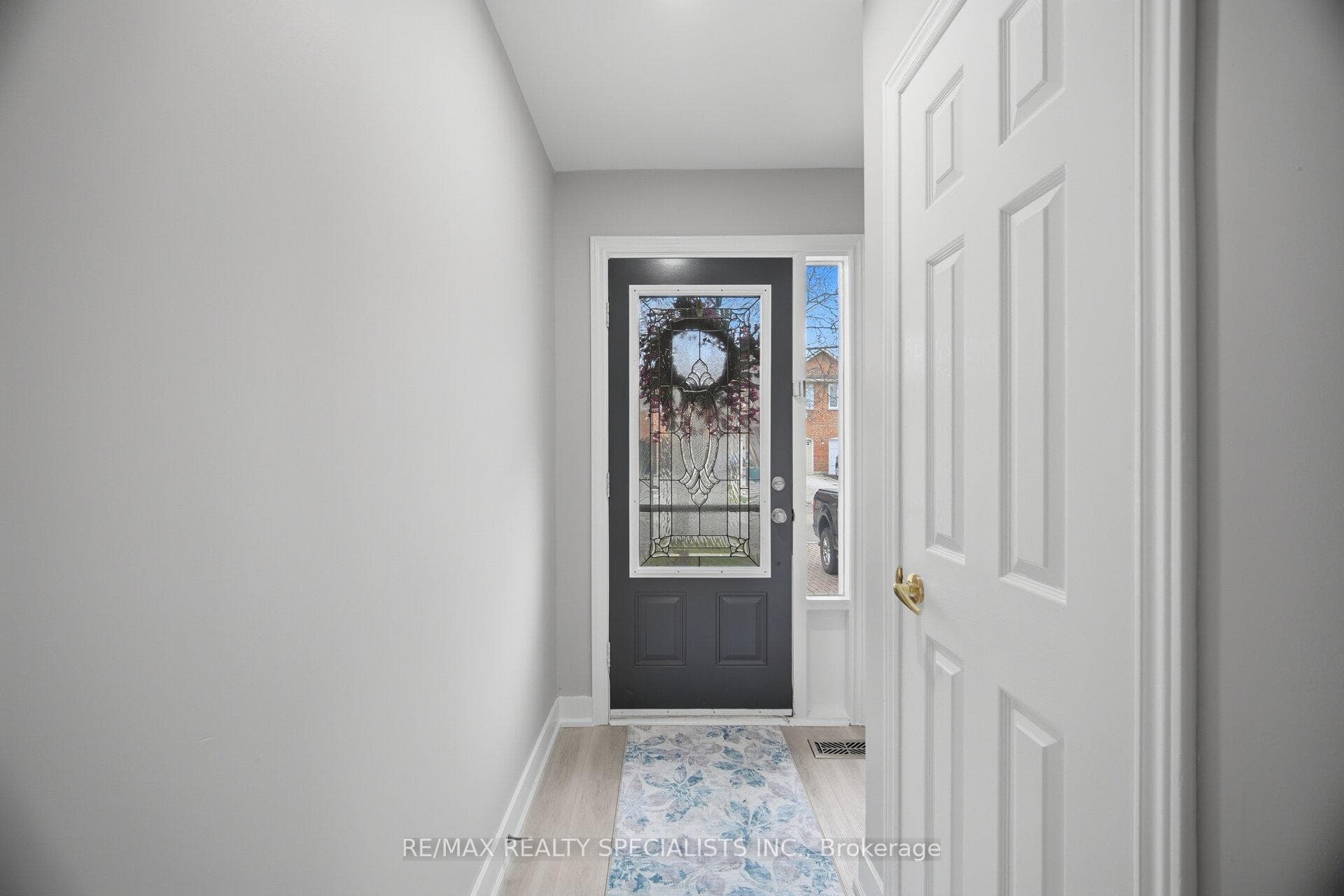69 Wood Circle photo 6
