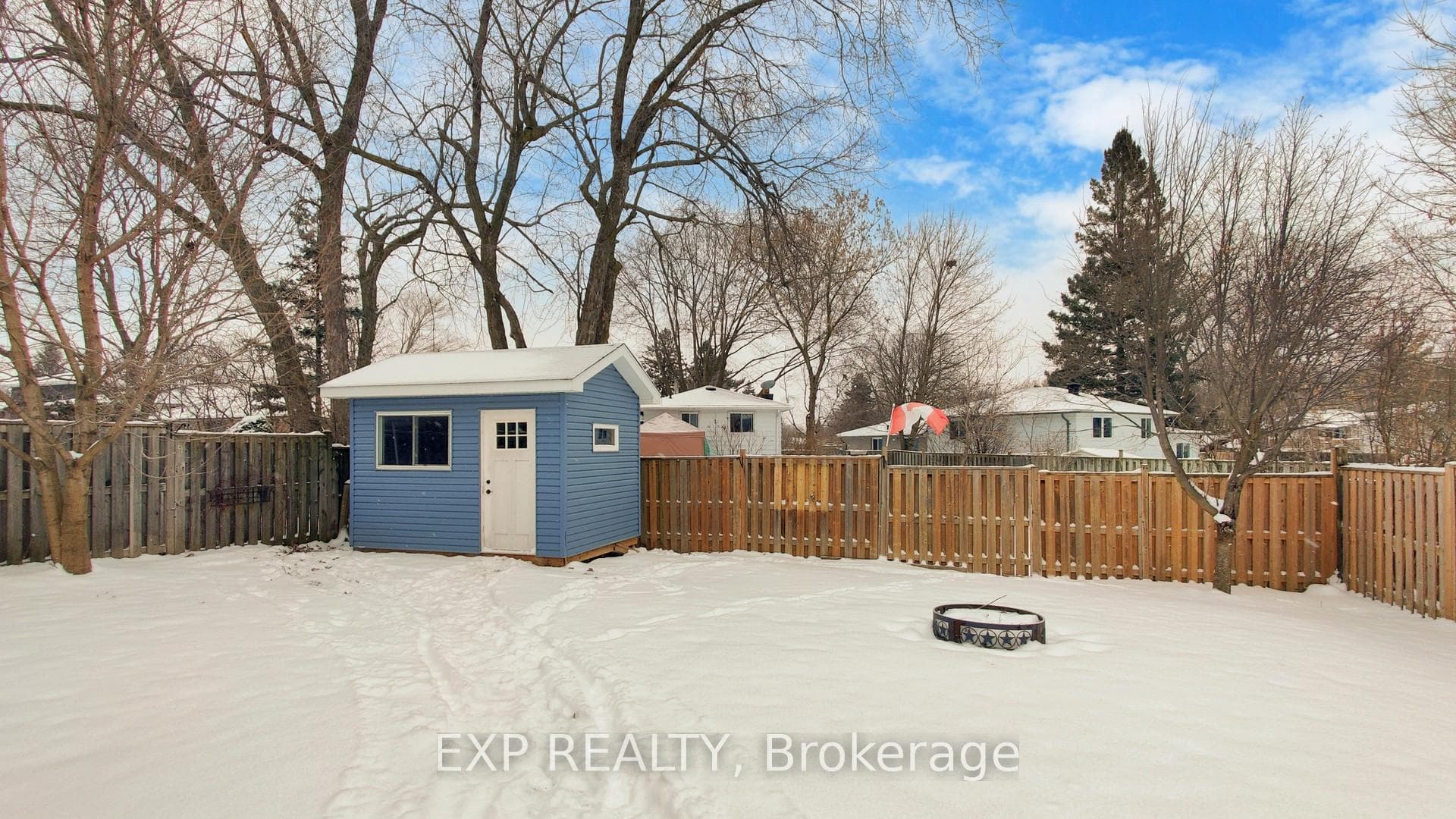 11 Avonmore Crescent photo 38