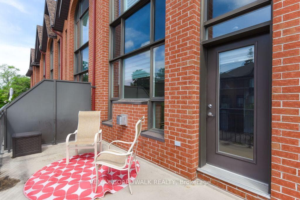 51 Drouin Avenue photo 42
