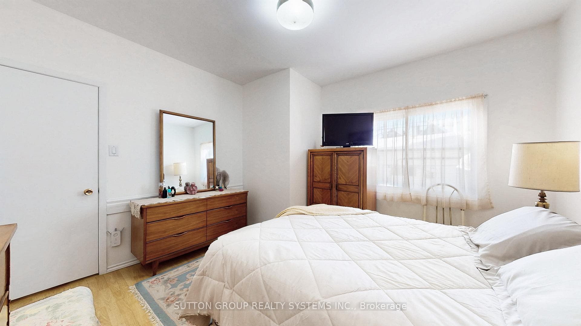 1180 Ossington Avenue photo 14