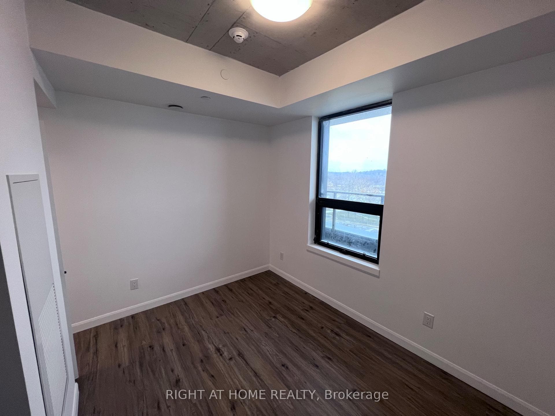 7 Erie Avenue Unit 711 photo 17