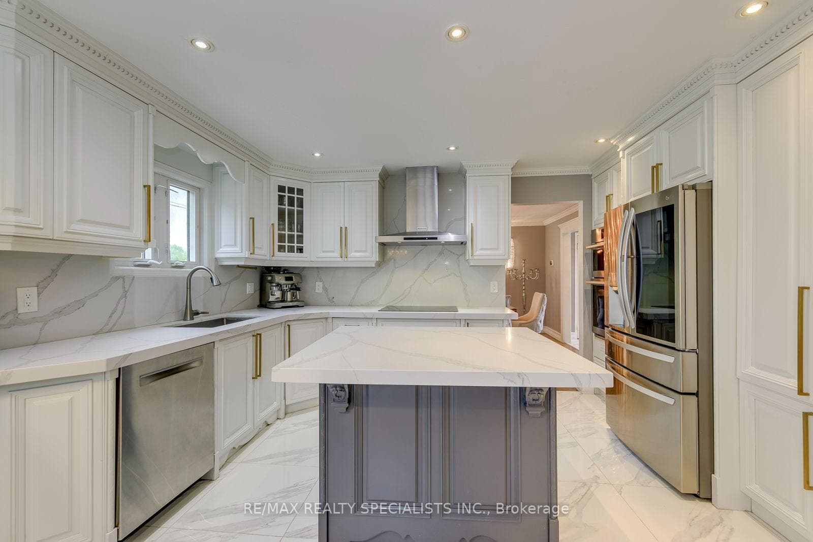 1499 Ravensmoor Crescent photo 16
