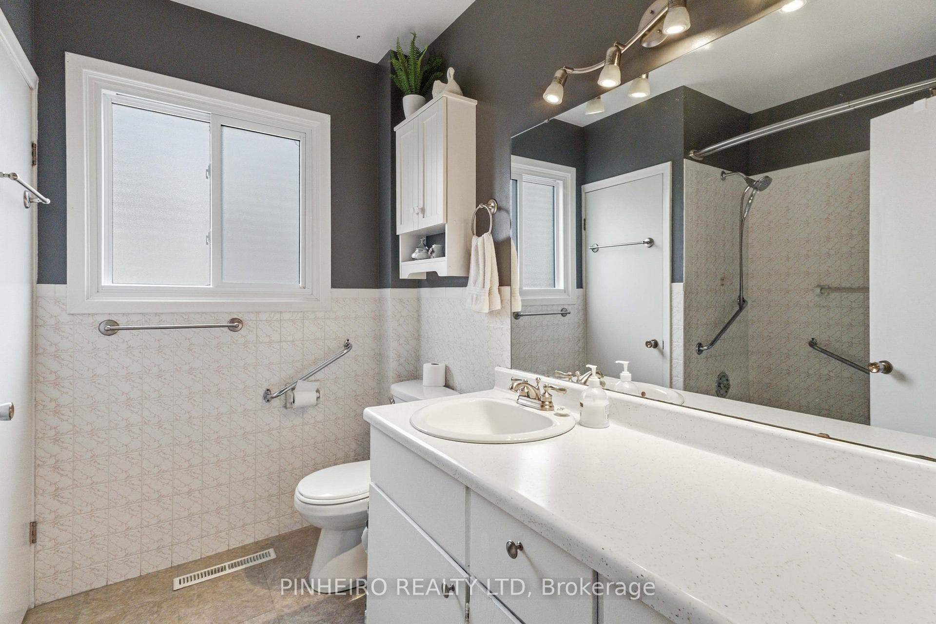 46 Gidley Street photo 17