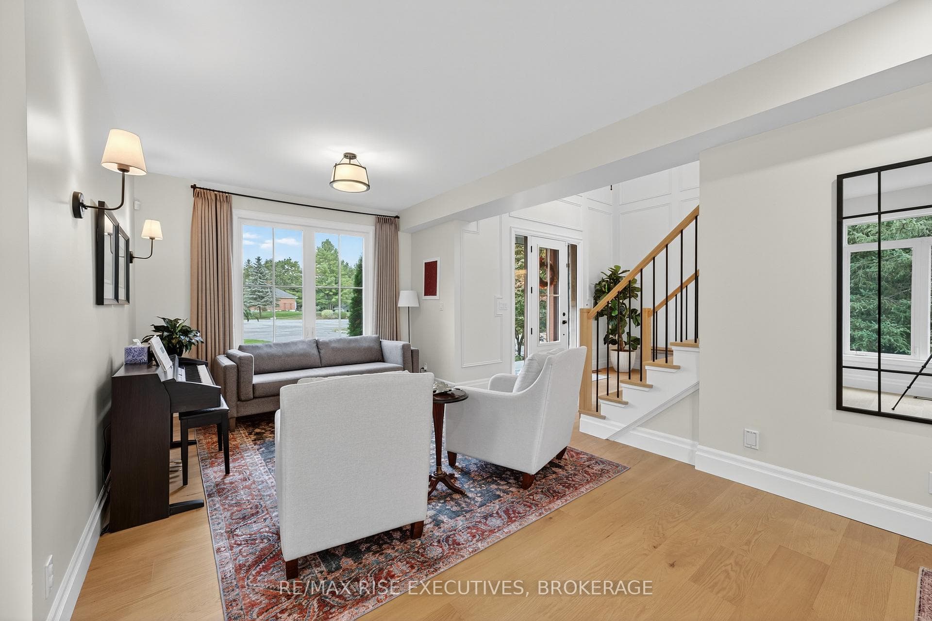 648 Woodland Place photo 7