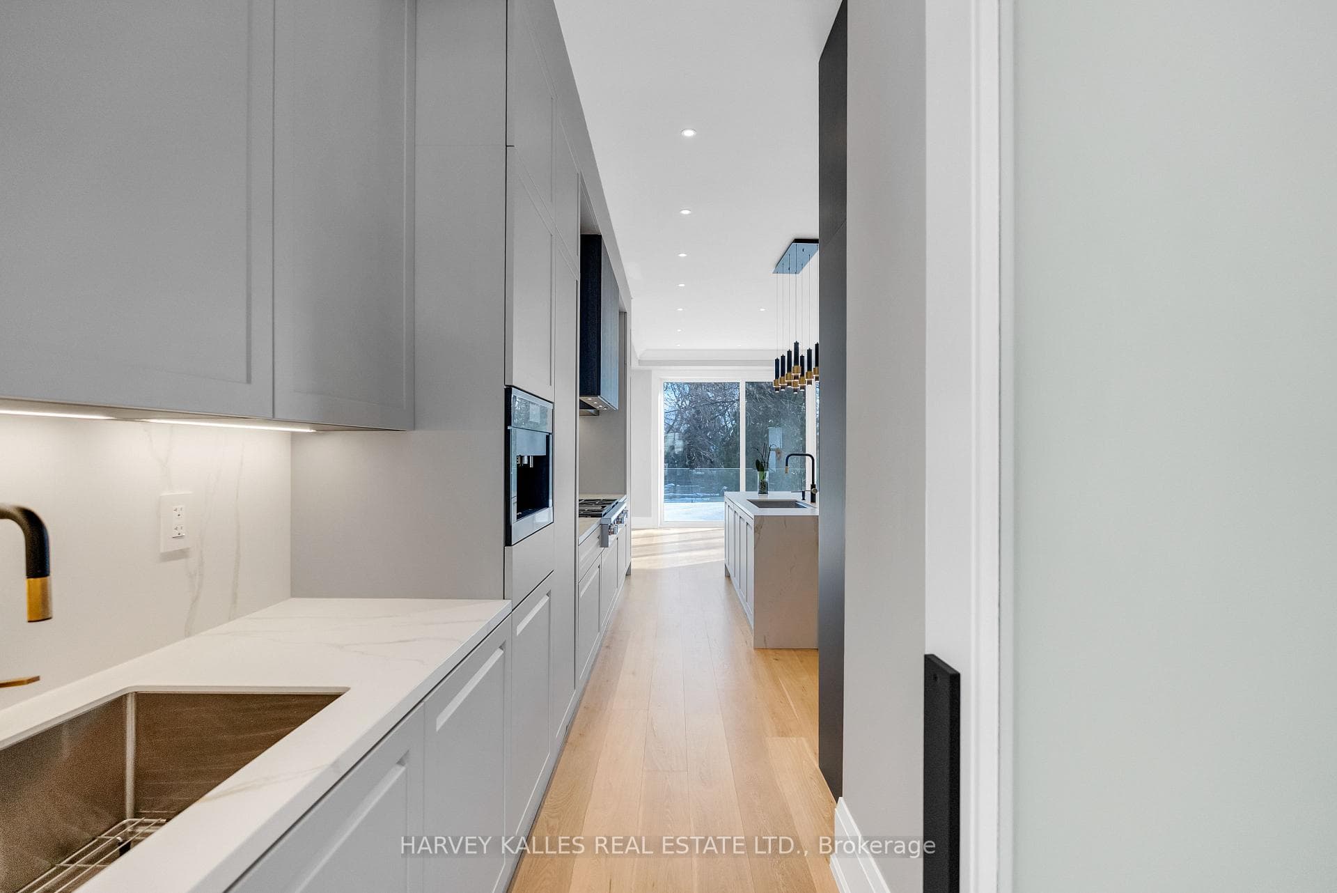 127 Joicey Boulevard photo 19