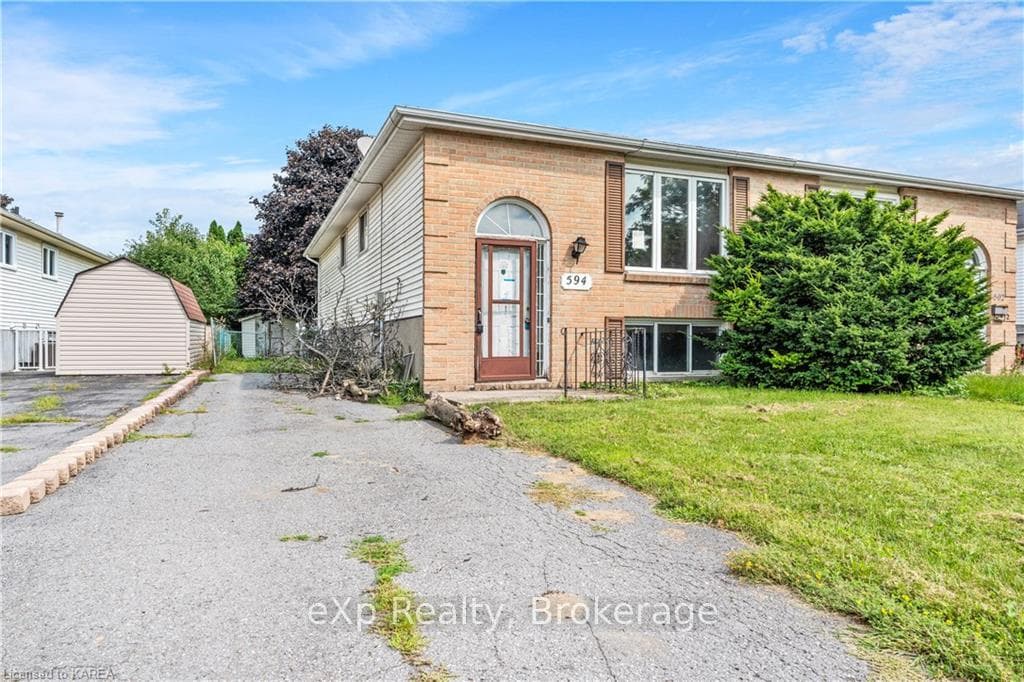 594 GAVIN Court photo 3