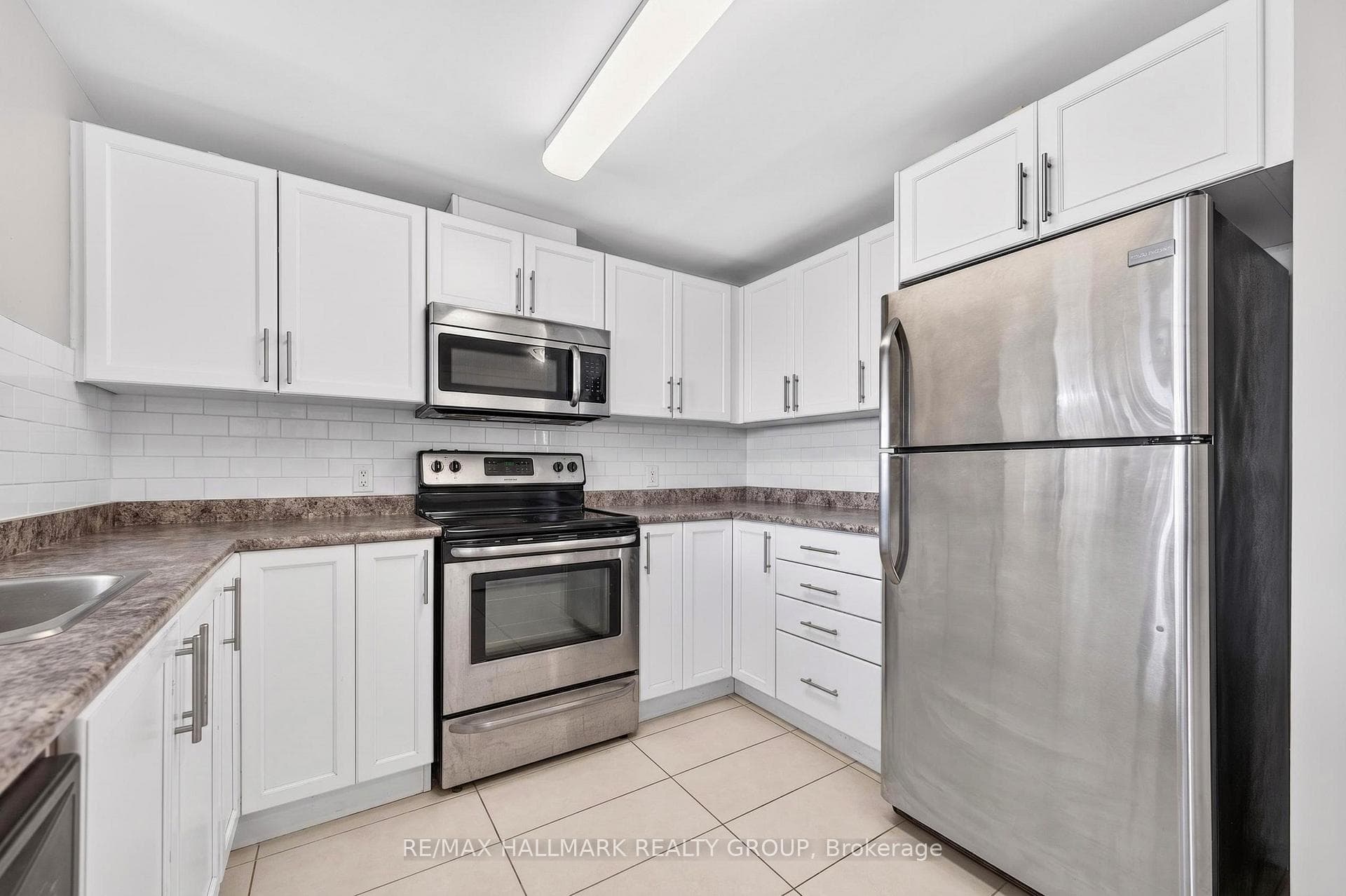 195 Besserer Street Unit 2602 photo 7