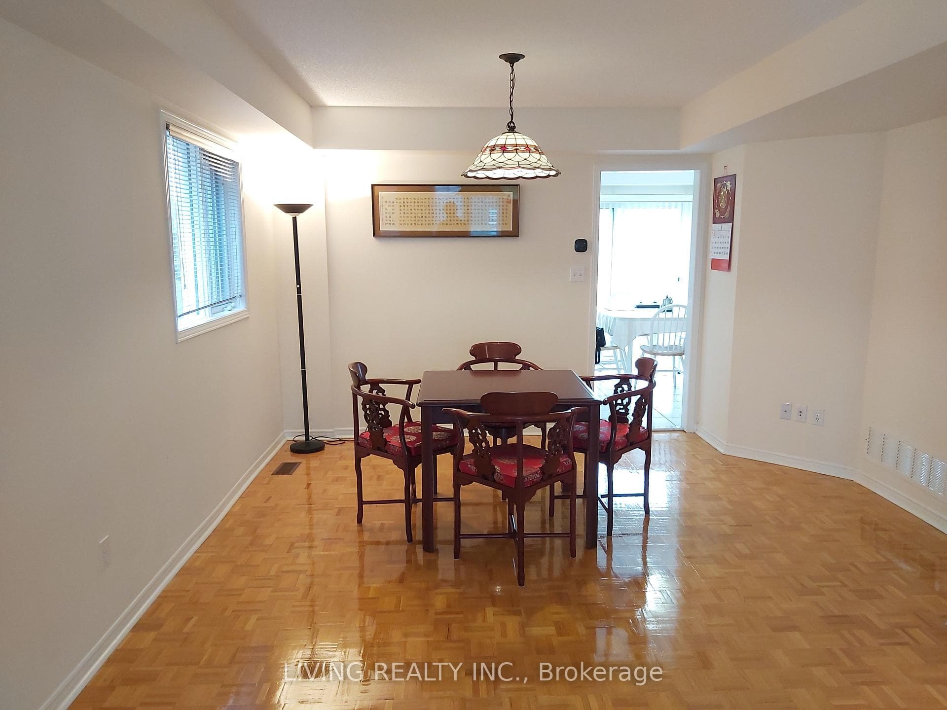 3931 Periwinkle Crescent photo 3