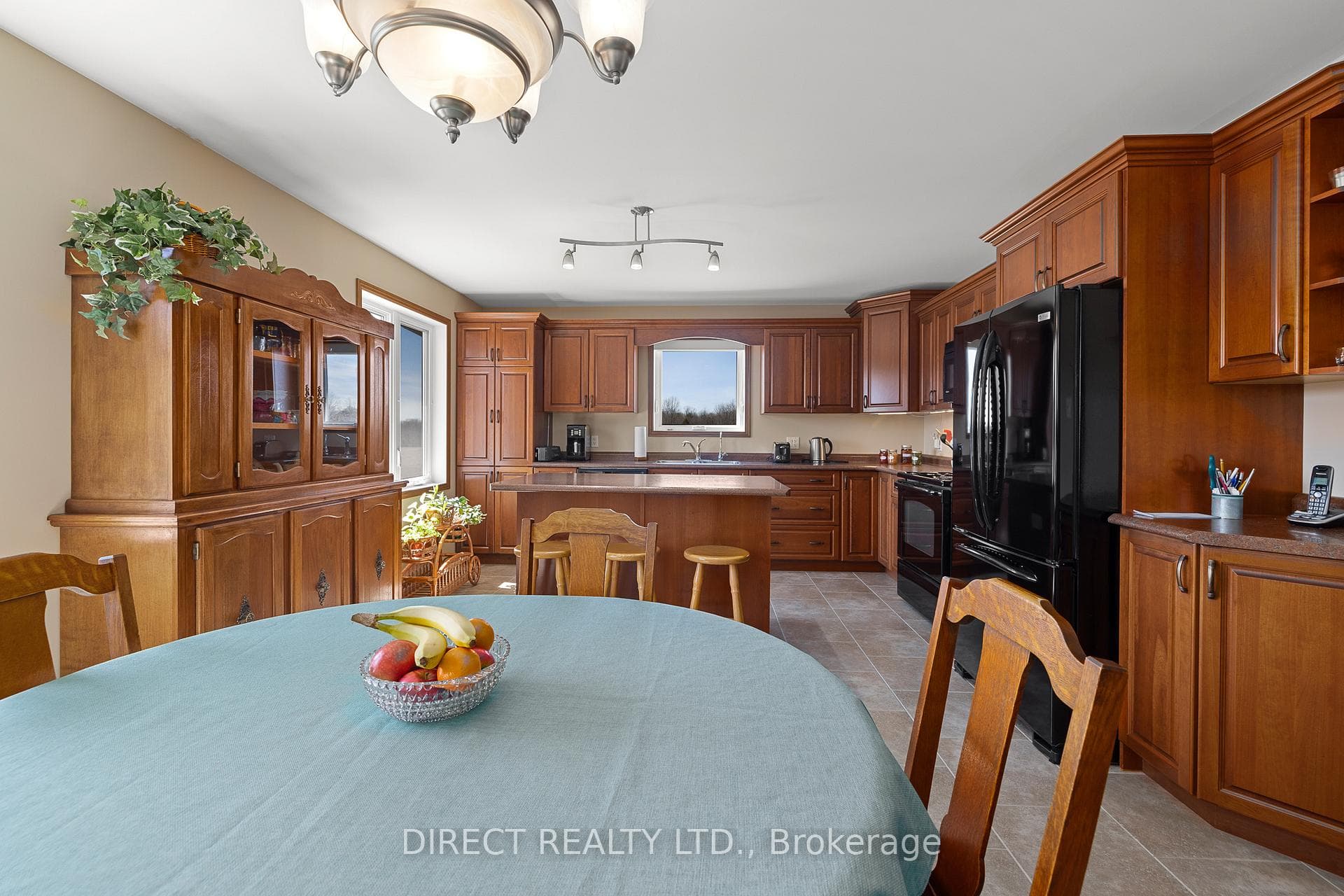 1869 Vansickle Road photo 11