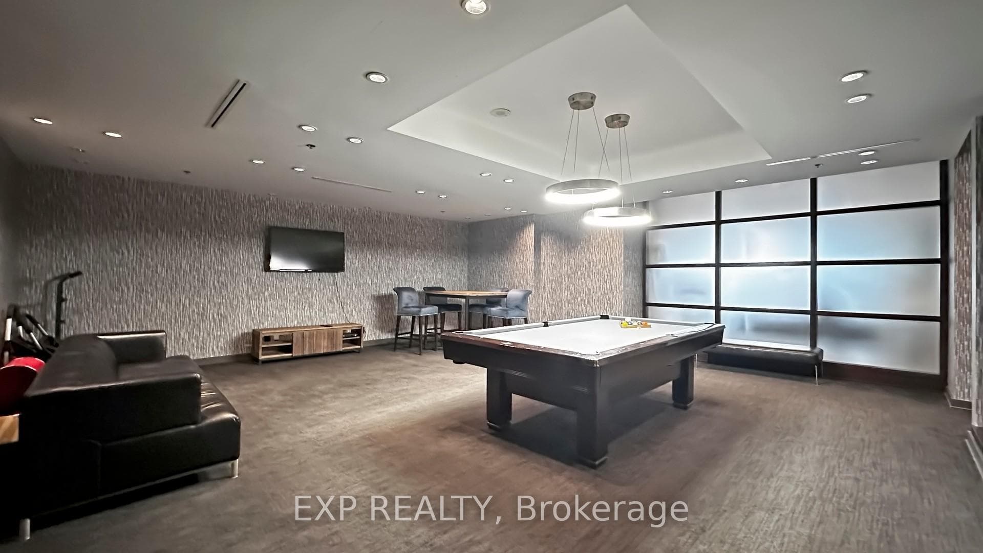 38 Lee Centre Drive Unit 3501 photo 17