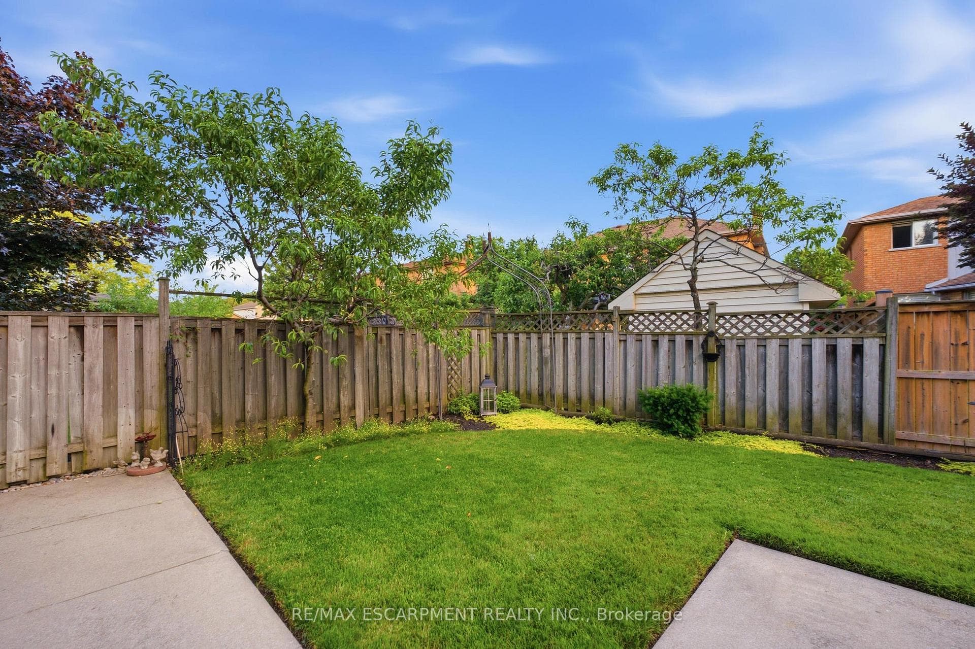 11 Gabriele Court photo 35