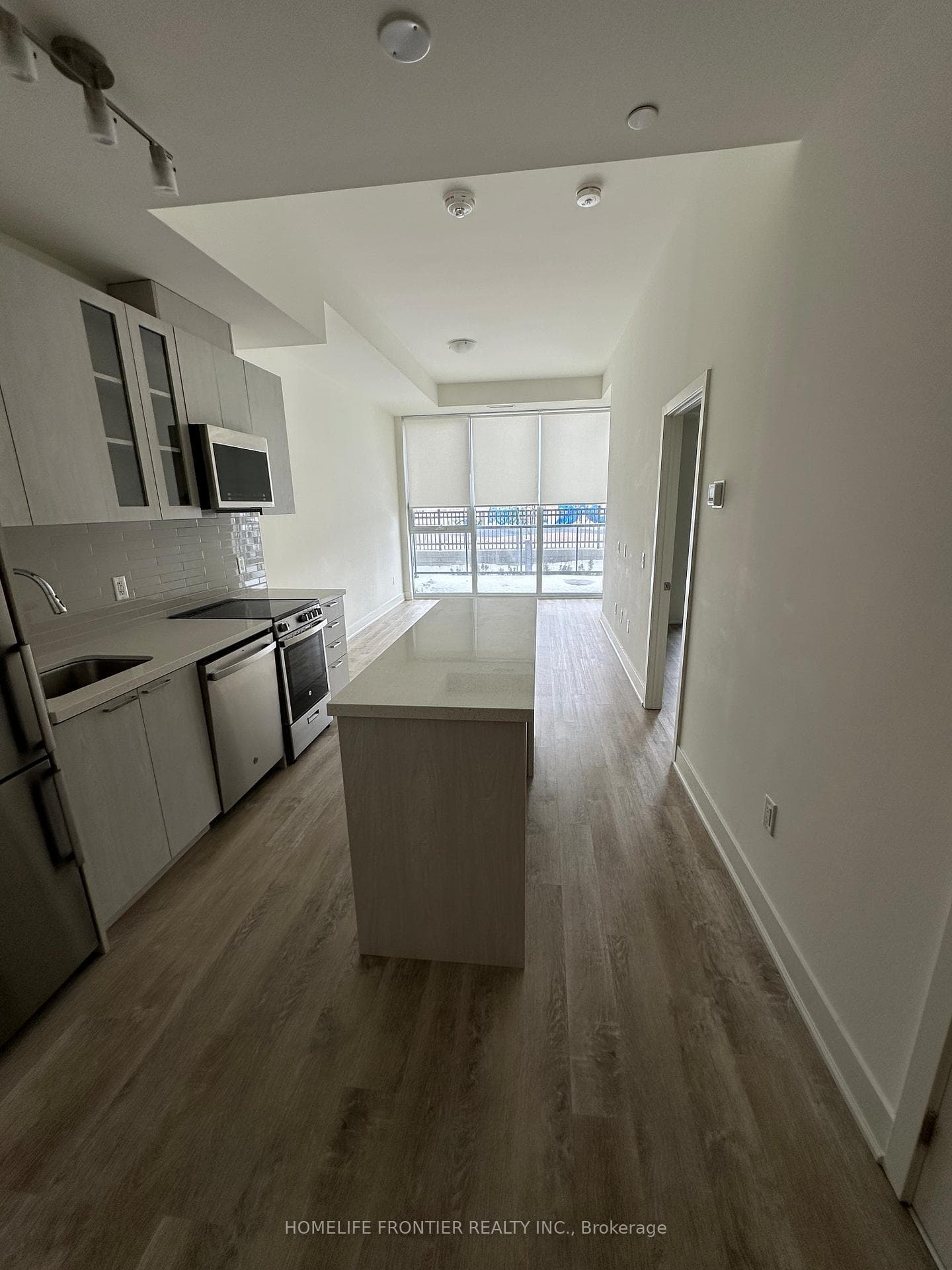 185 Deerfield Road Unit 107 photo 2