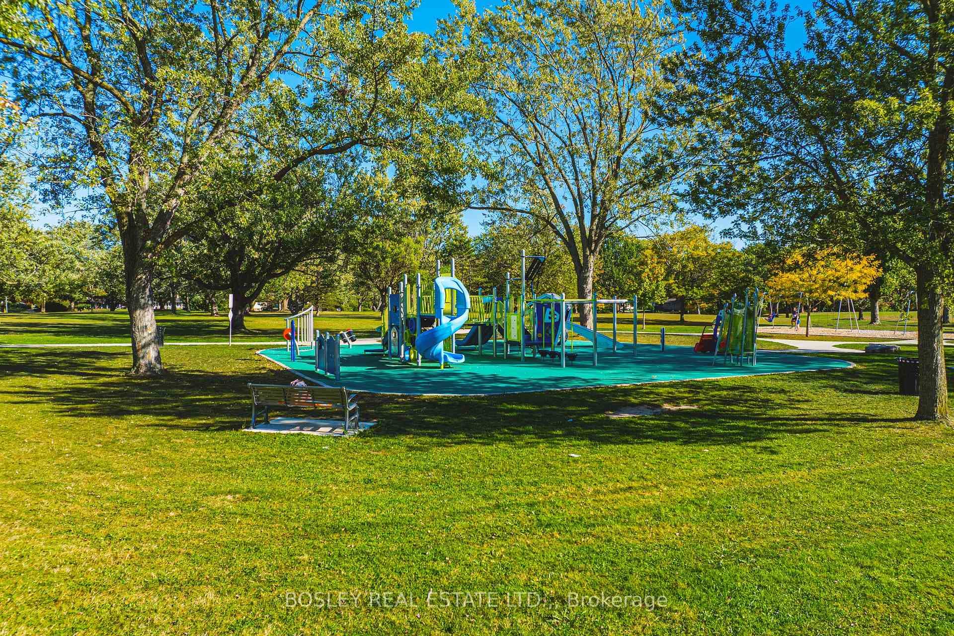 14 Rosemount Drive photo 49