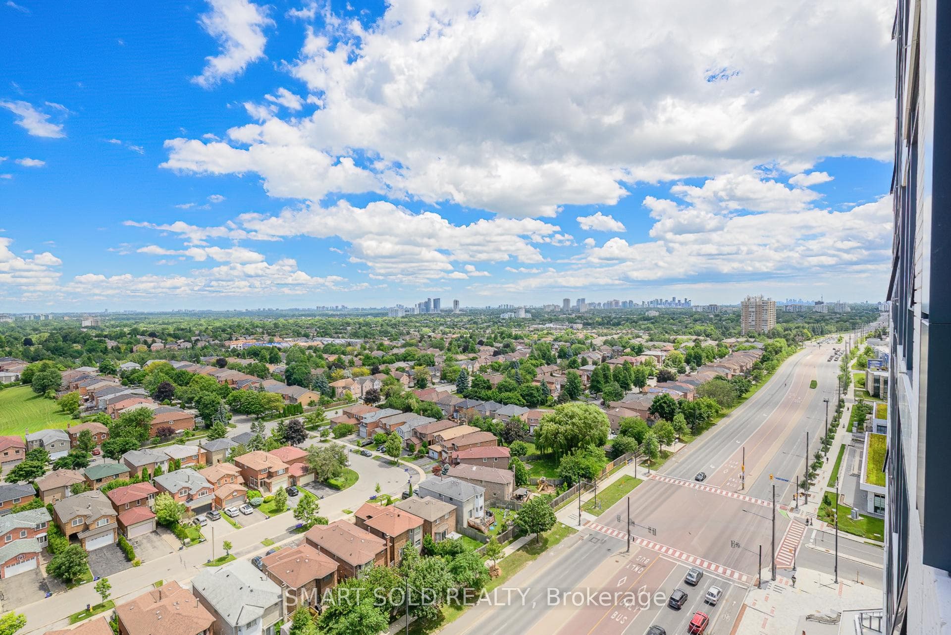 7950 Bathurst Street Unit 1605 photo 28