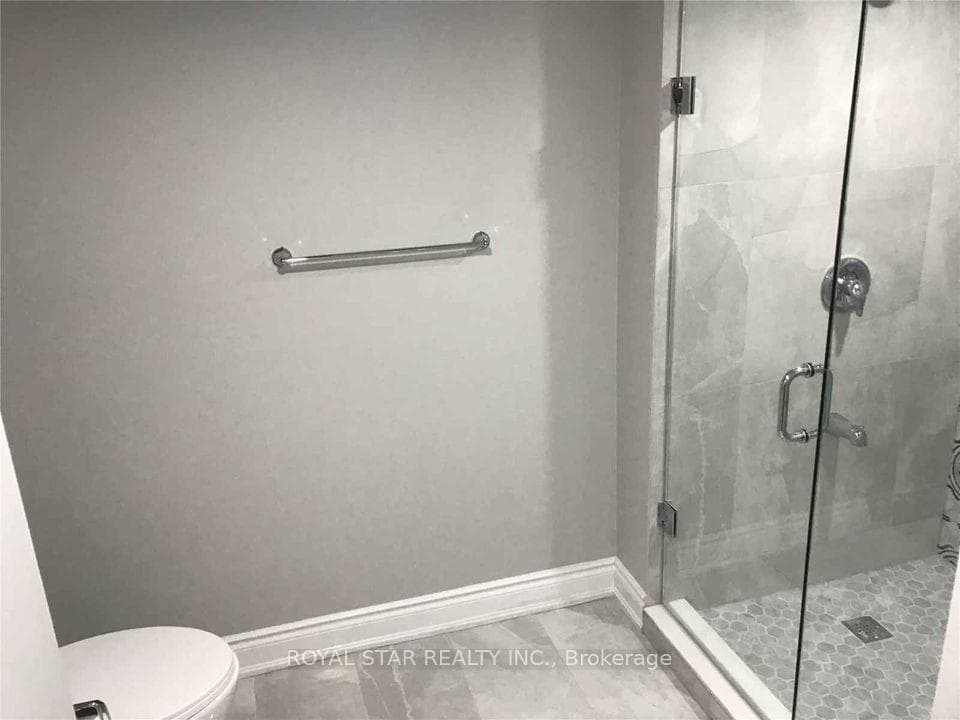 163 Cresthaven Road Unit Bsmnt photo 10