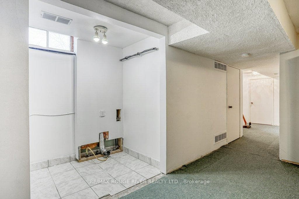 83 Barley Mill Crescent photo 27