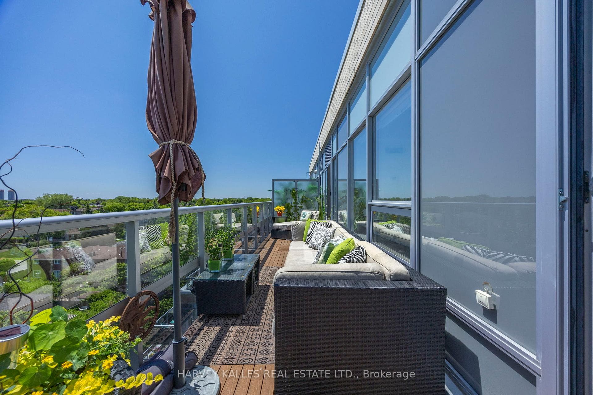 701 Sheppard Avenue Unit 701 photo 28