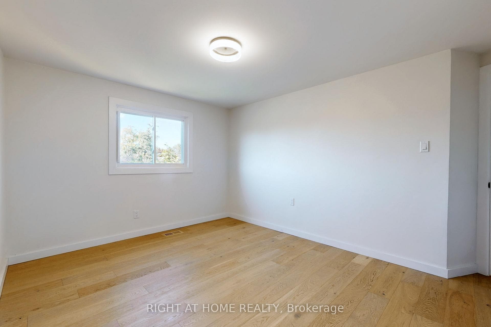 400 Bloor Street Unit 6 photo 20
