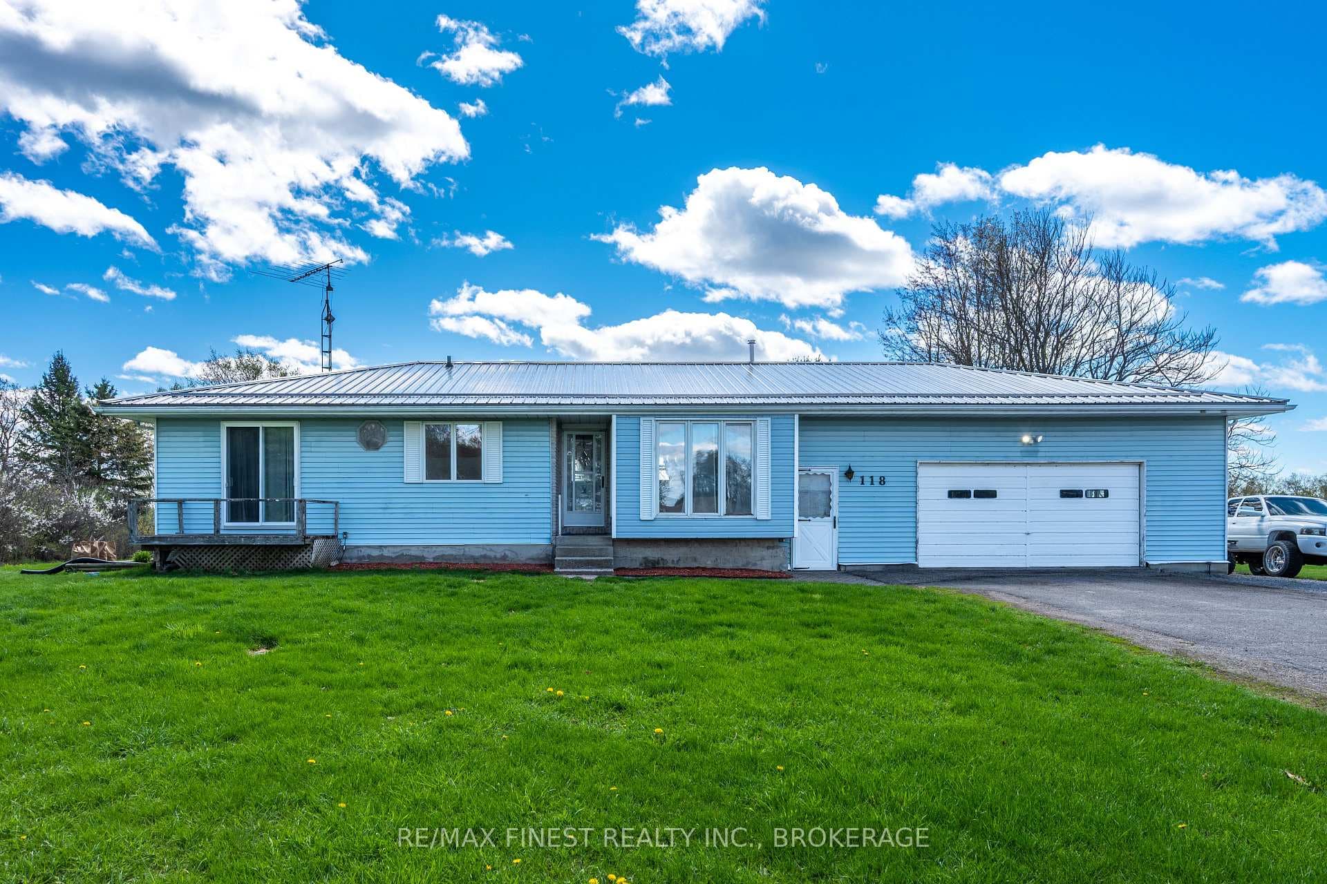 118 Quabbin Road photo 1