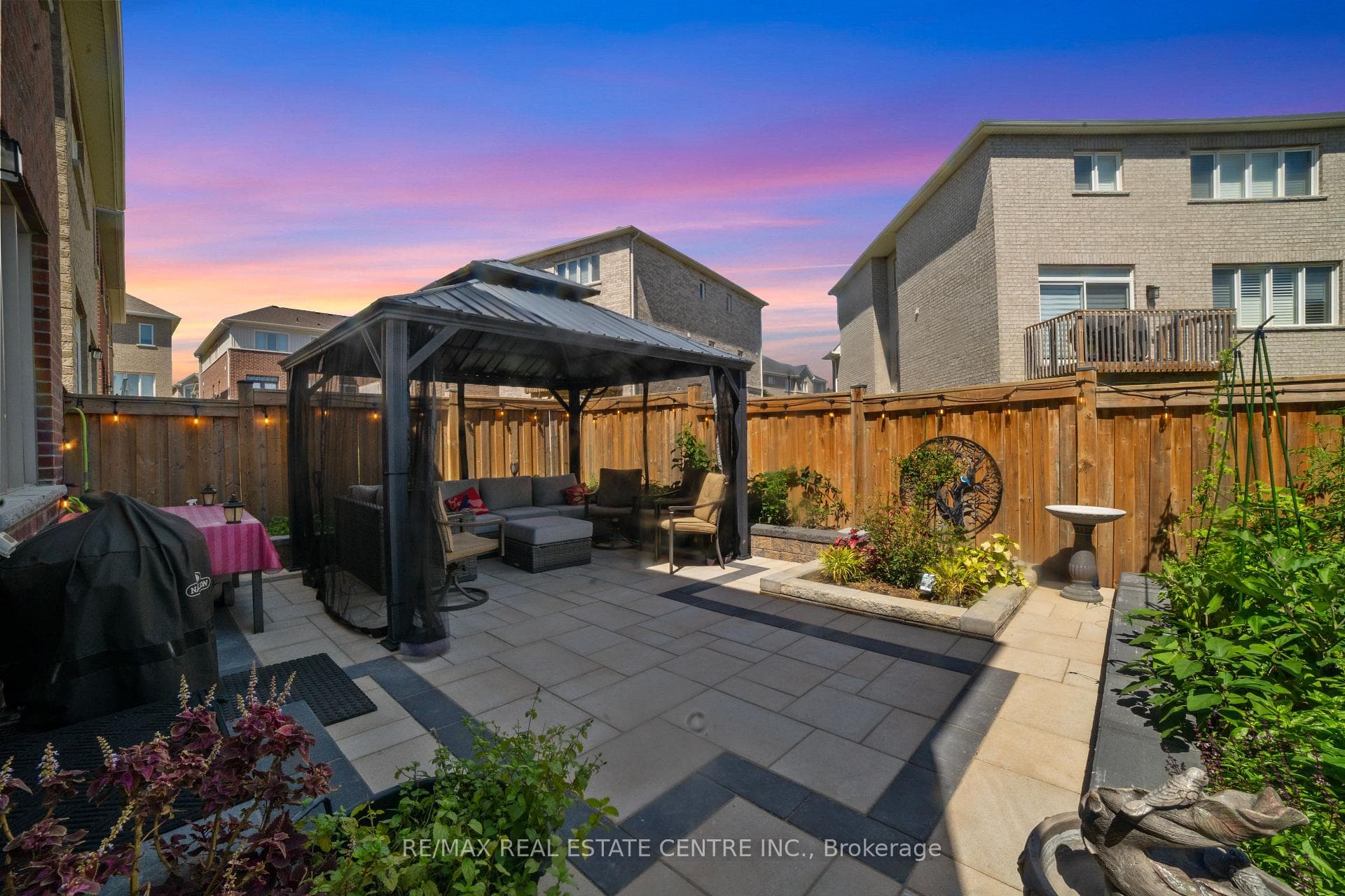 1106 Cactus Crescent photo 33
