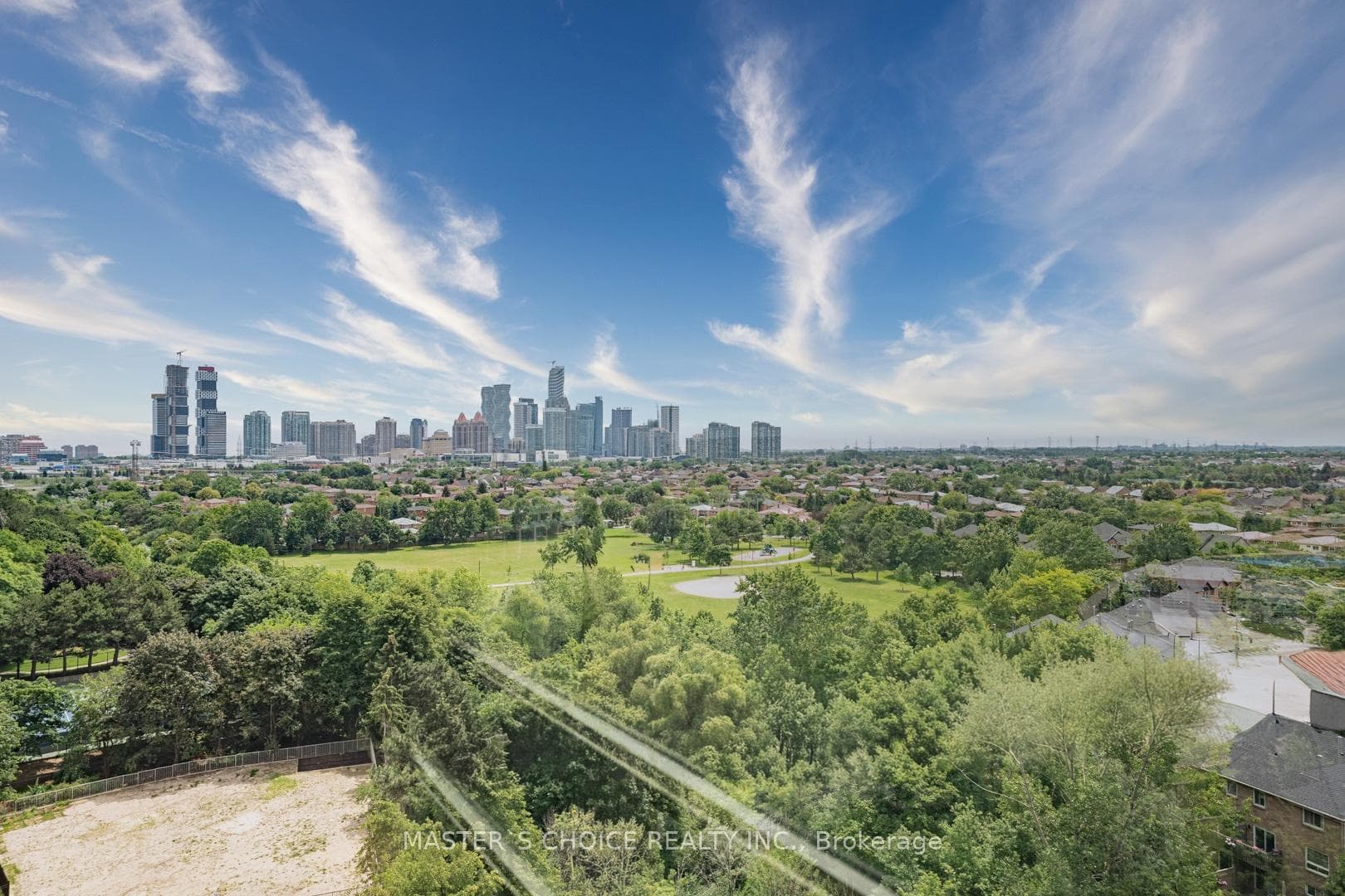 50 Eglinton Avenue Unit 1110 photo 30