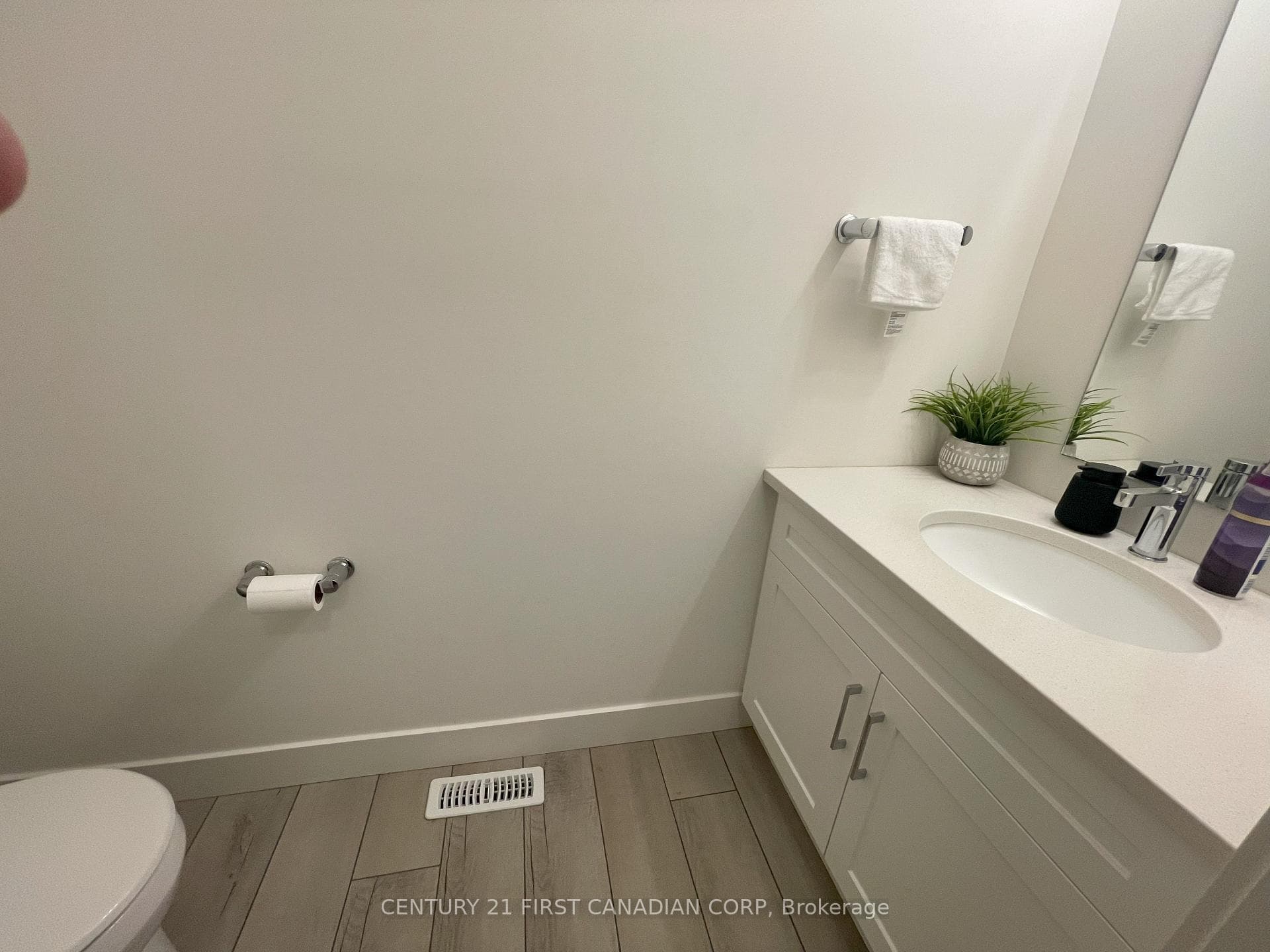 1395 Twilite Boulevard photo 12