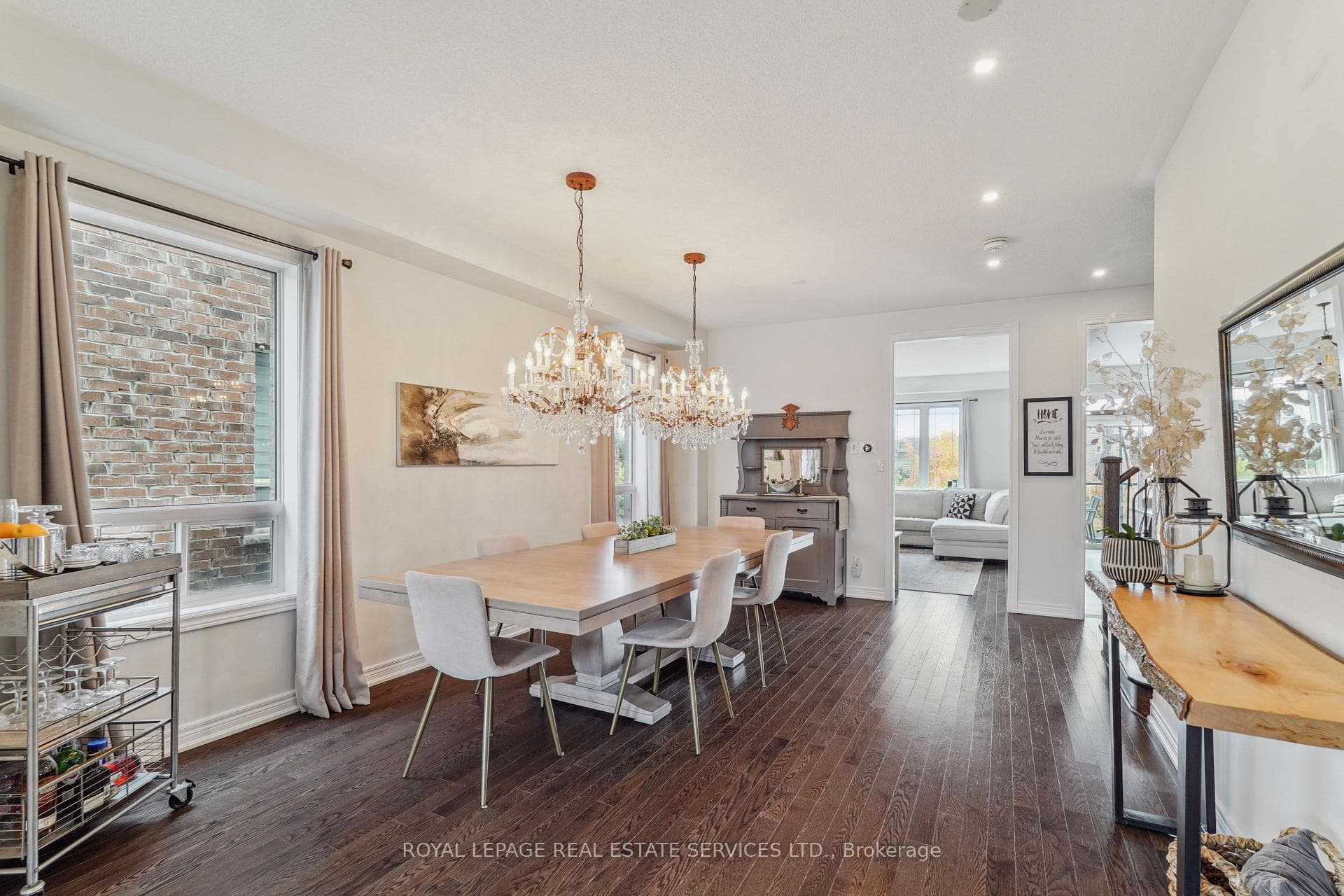 21 Mckay Avenue photo 4