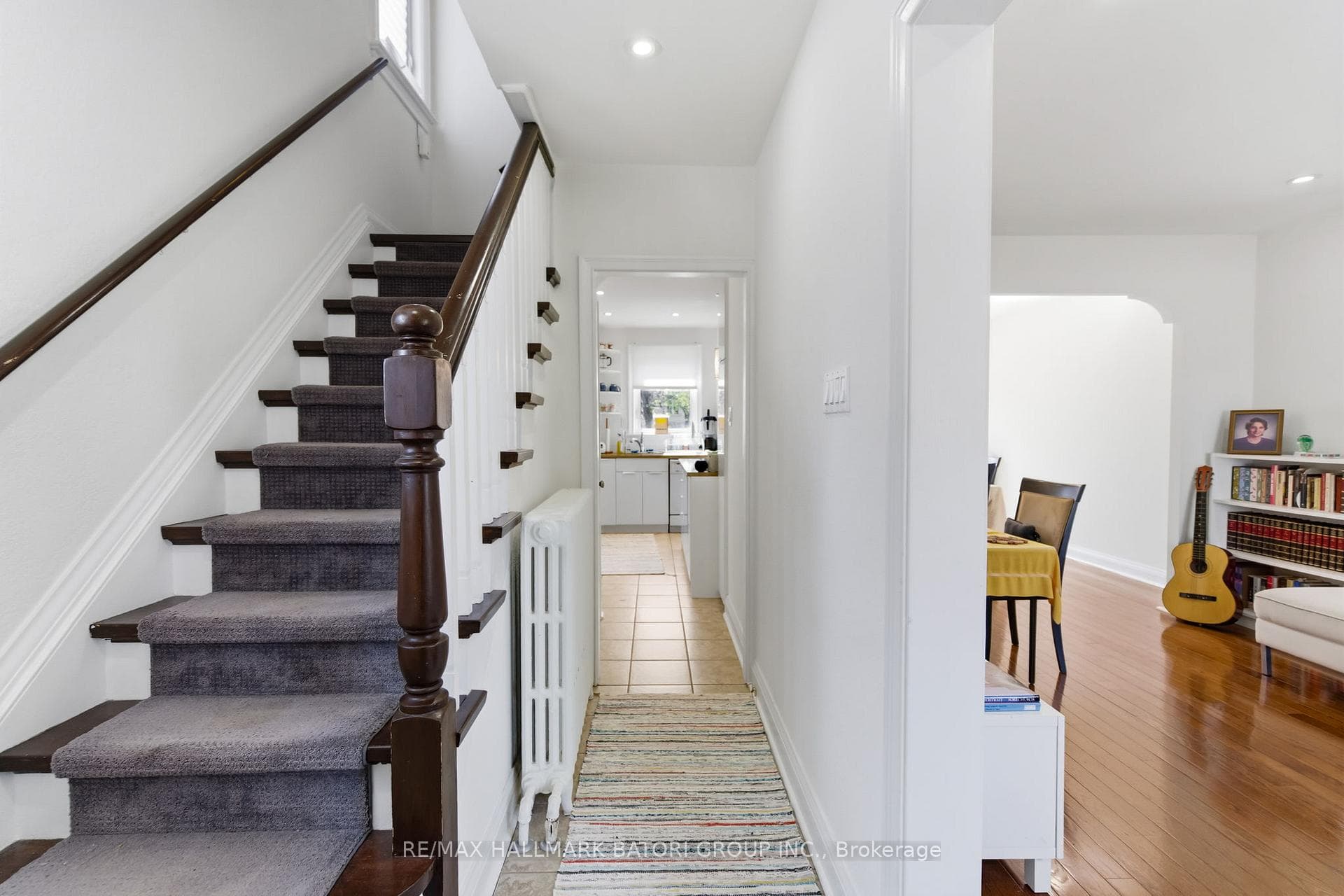 113 Divadale Drive photo 2