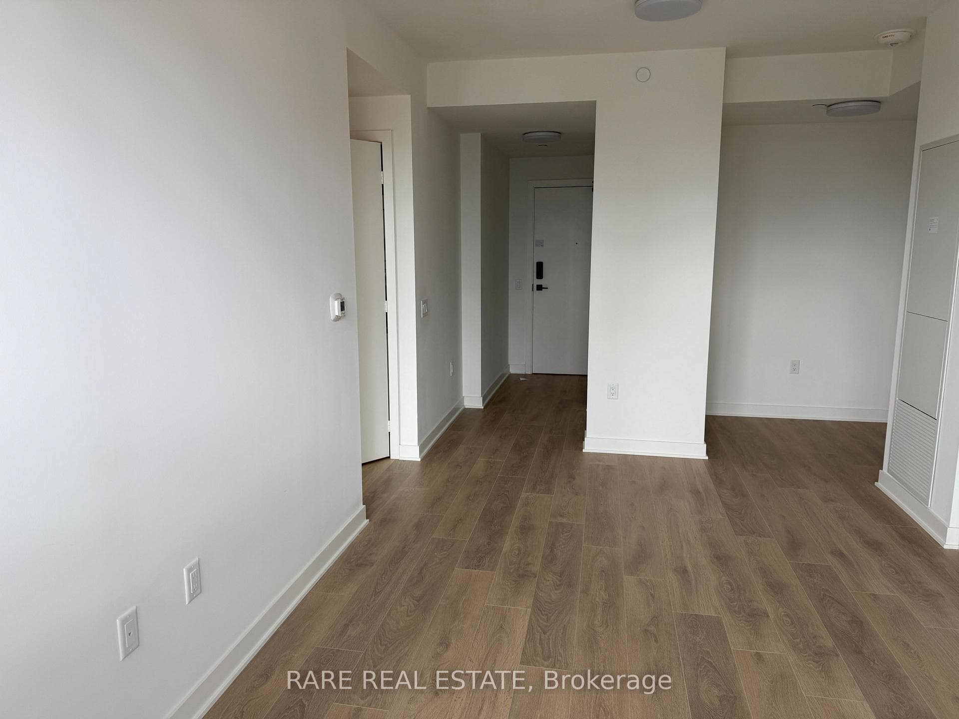 1185 Dupont Street Unit 1411 photo 4