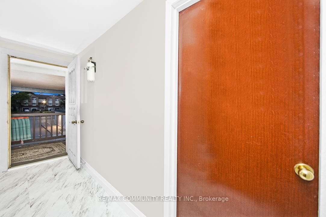 1130 King Street Unit 2 photo 7
