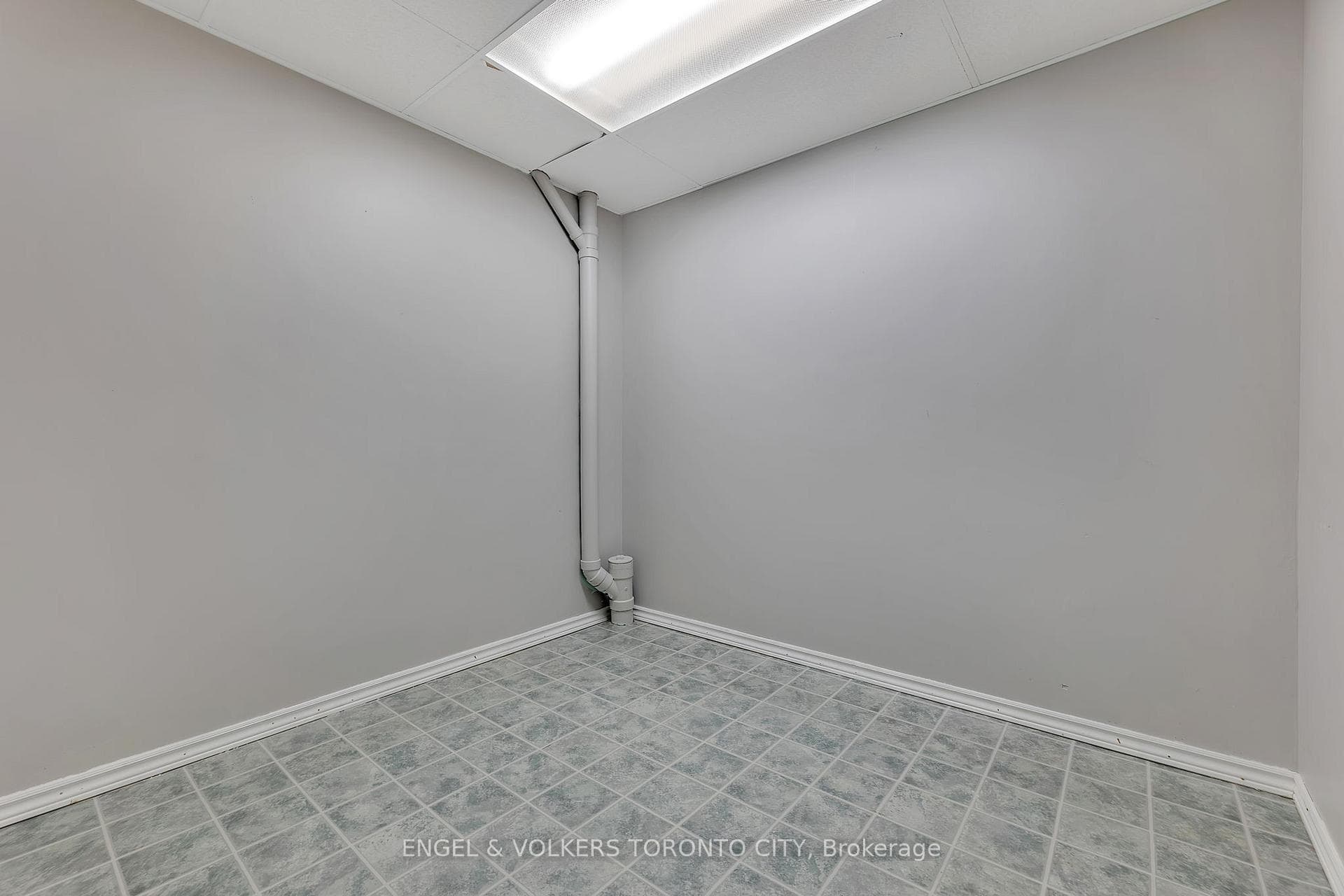 3127 Trulls Road photo 37