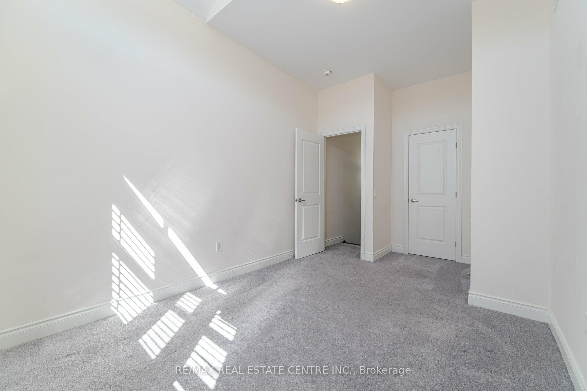 84 Heming Trail photo 24