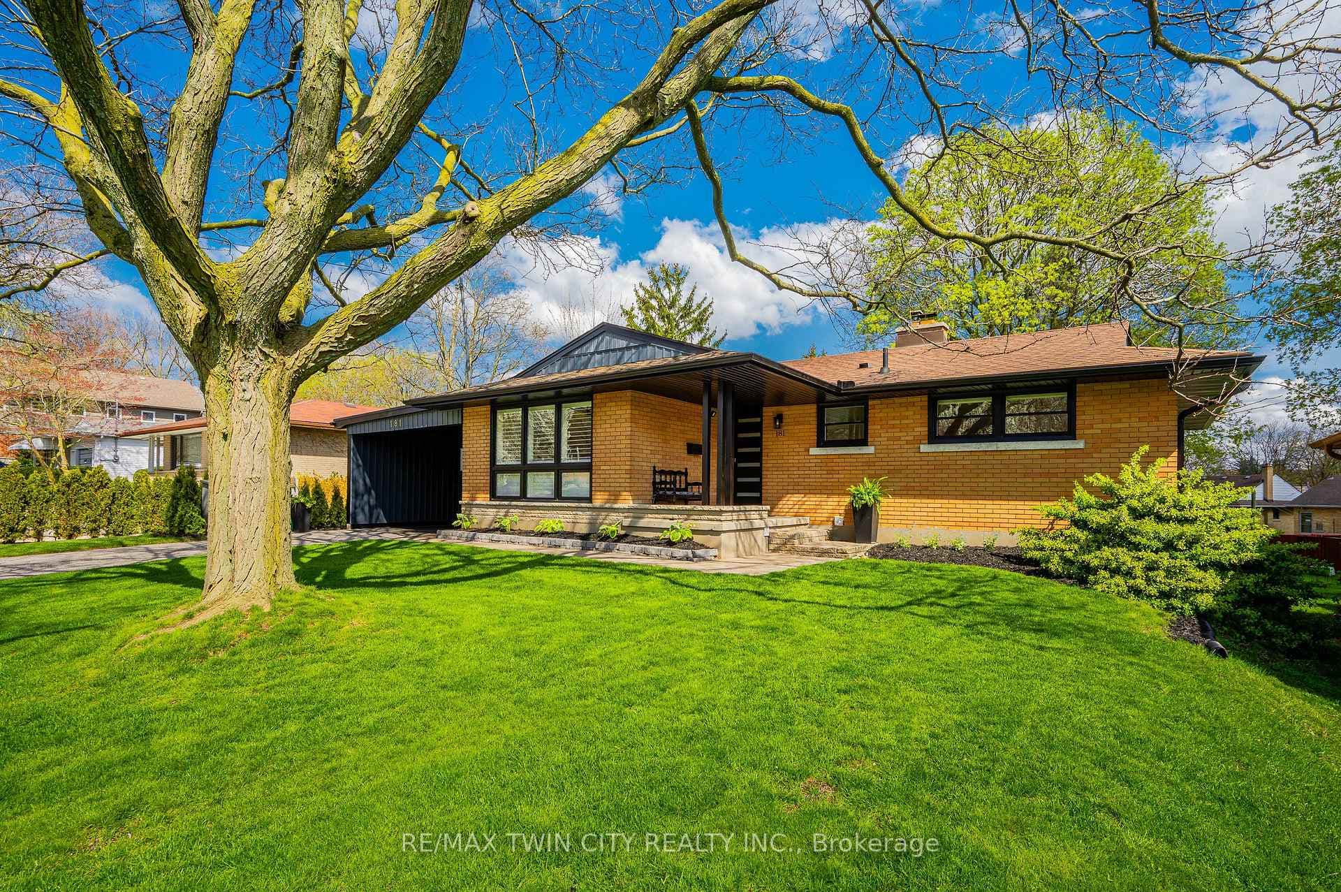 181 Vermont Street photo 5