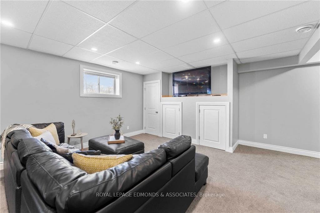 45 FOREST PARK Road photo 19