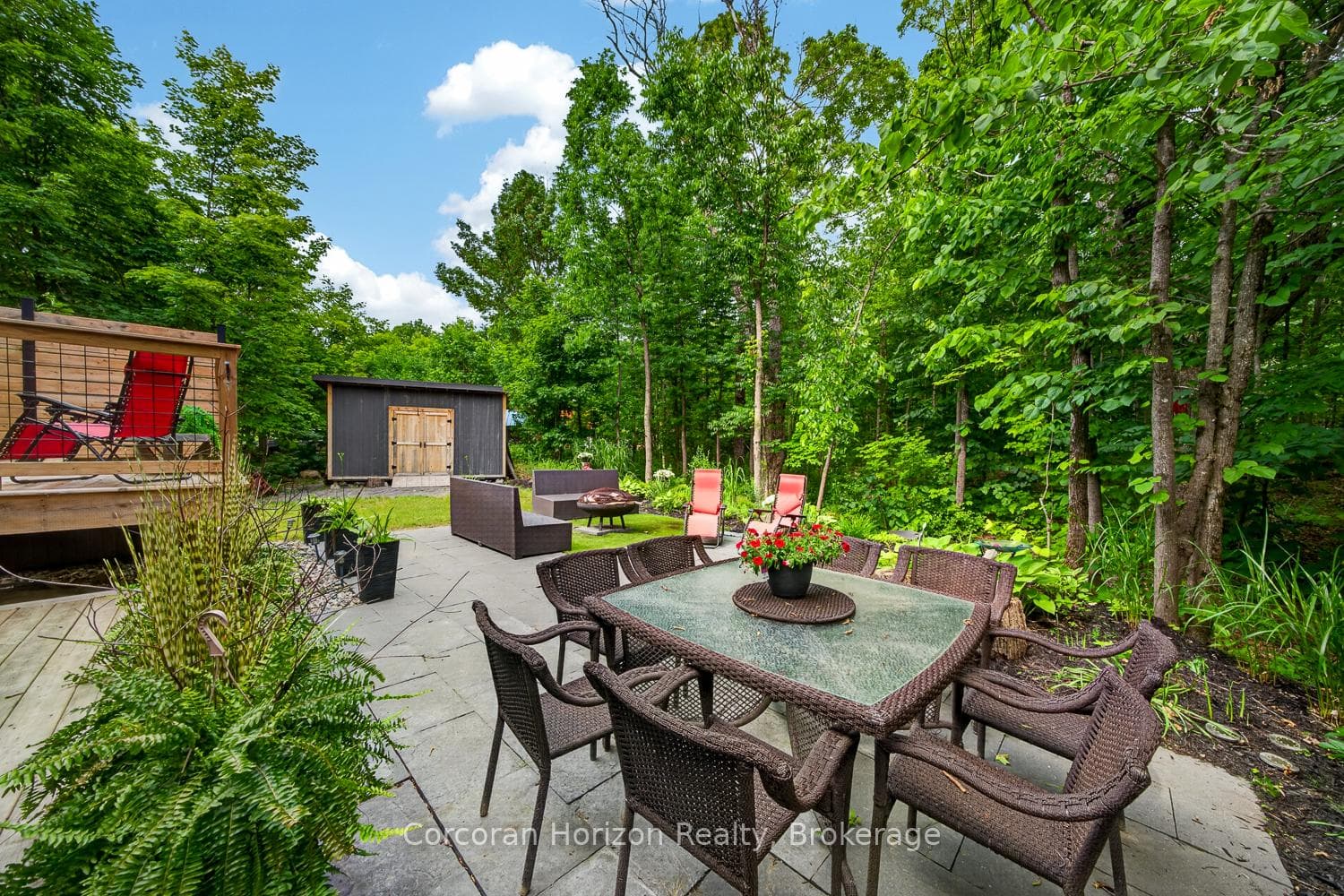 9 Silver Birch Circle photo 37
