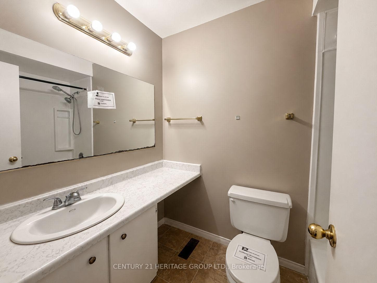 441 Barrie Road Unit 7 photo 17