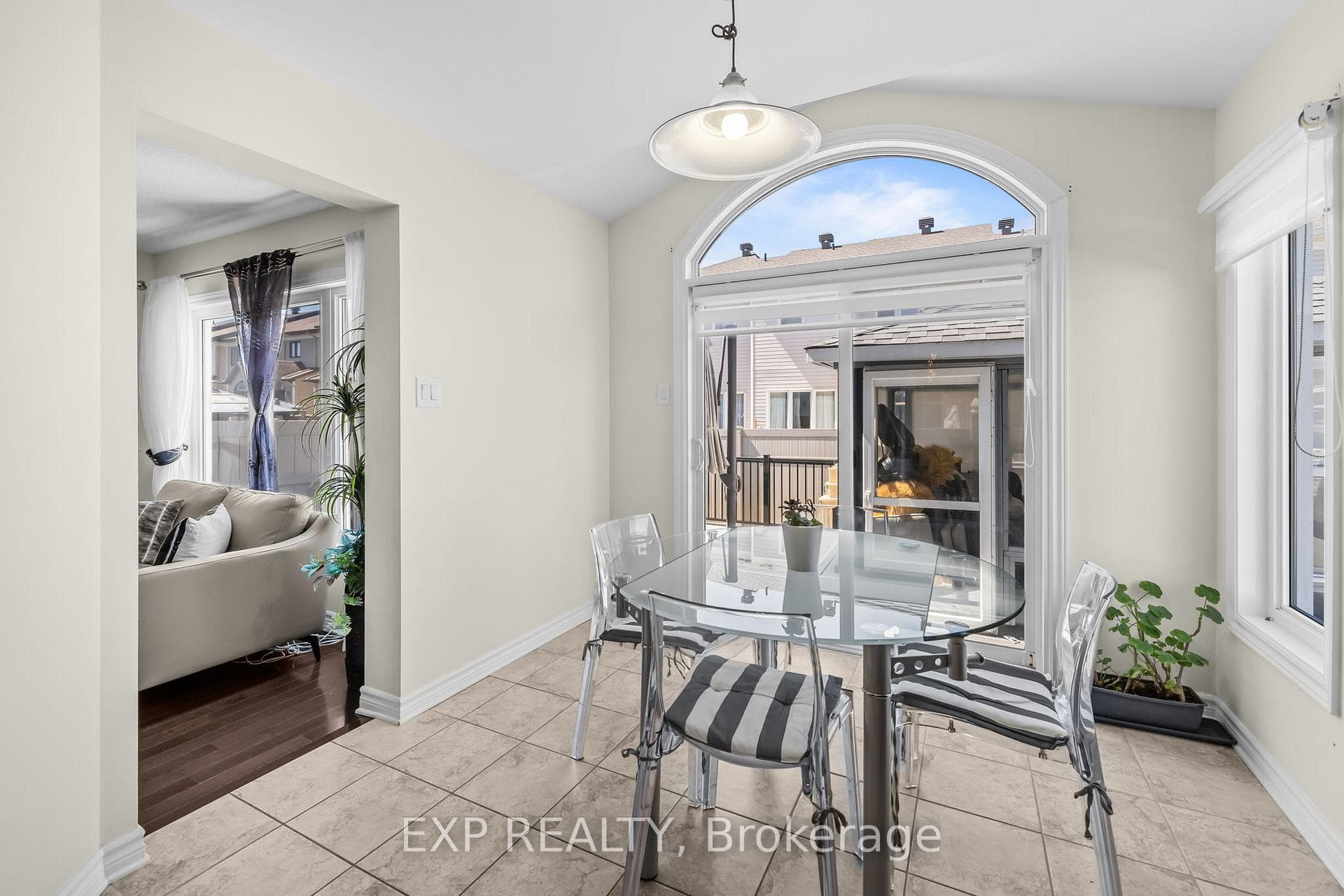 500 Langelier Avenue photo 14