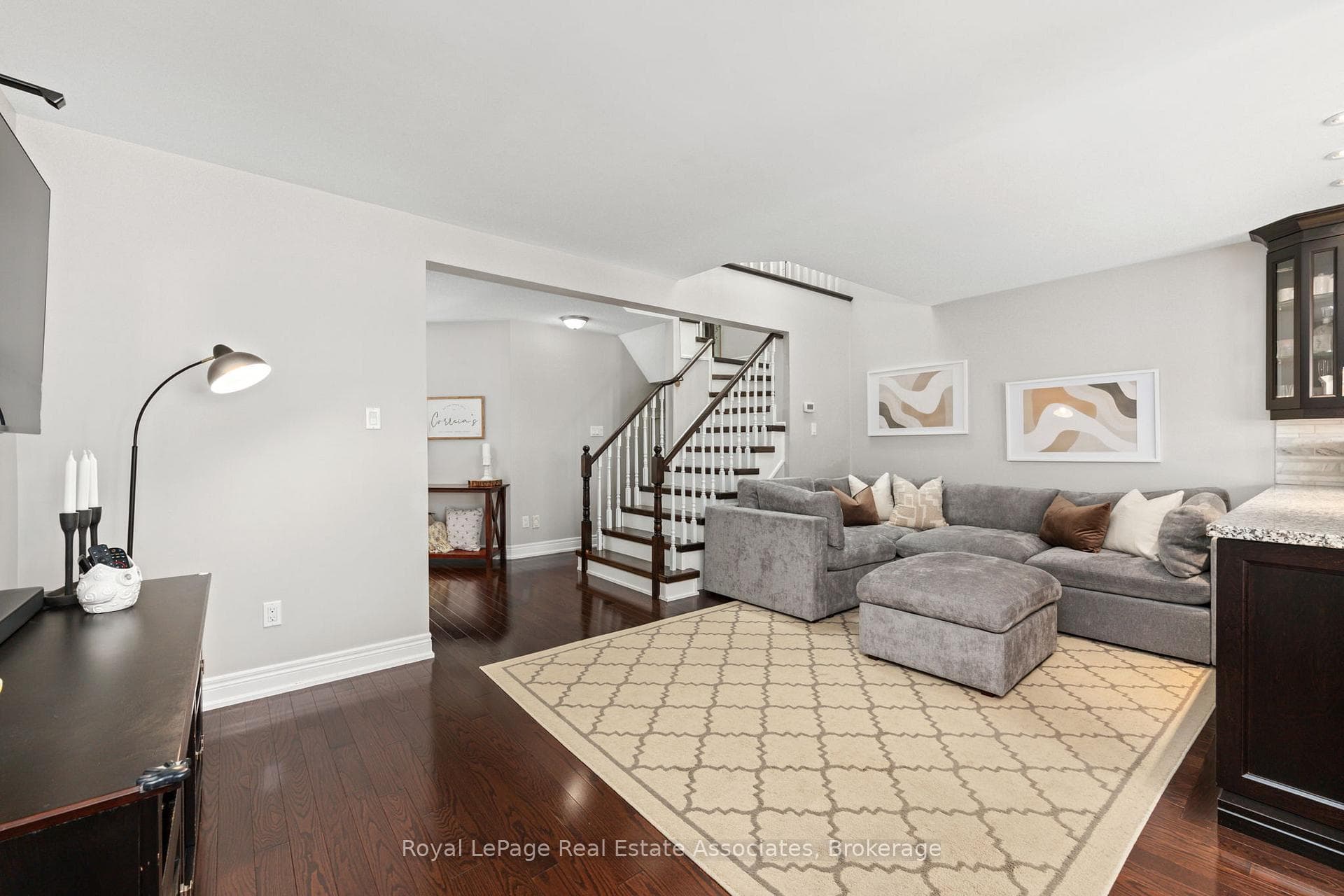 6563 Sapling Trail photo 9
