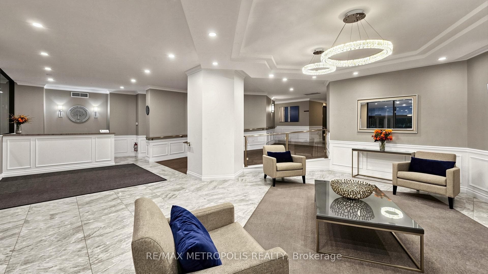 1300 BLOOR Street Unit 1803 photo 2