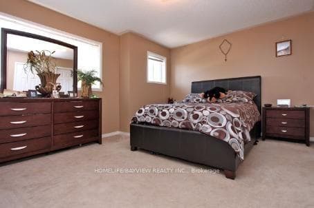211 Drummond(main & Second floor) Drive photo 6