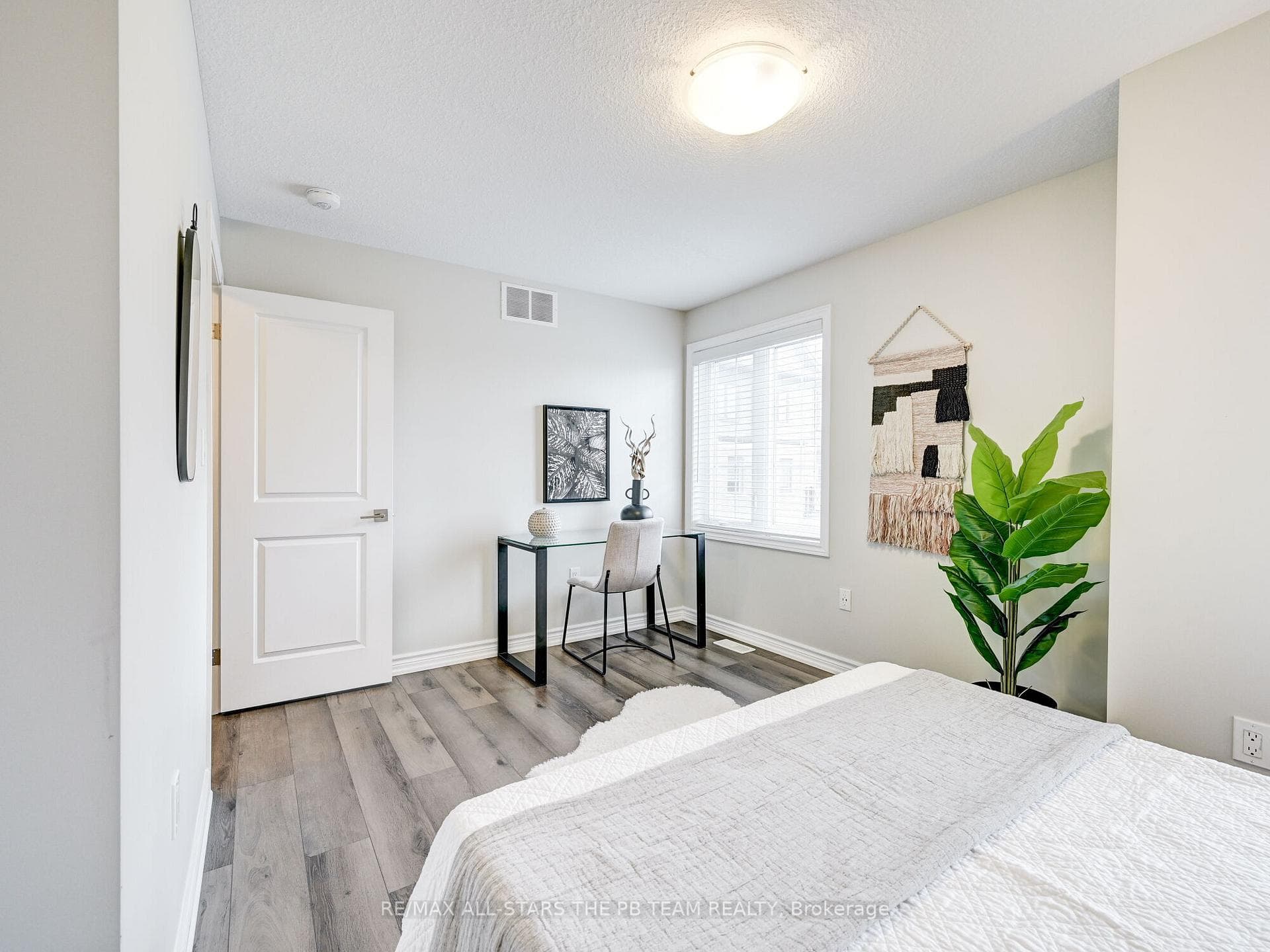 445 Ontario Street Unit 147 photo 22