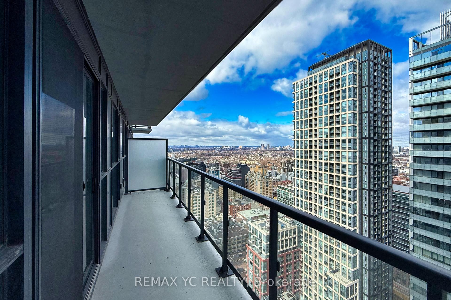 87 Peter Street Unit 3508 photo 19