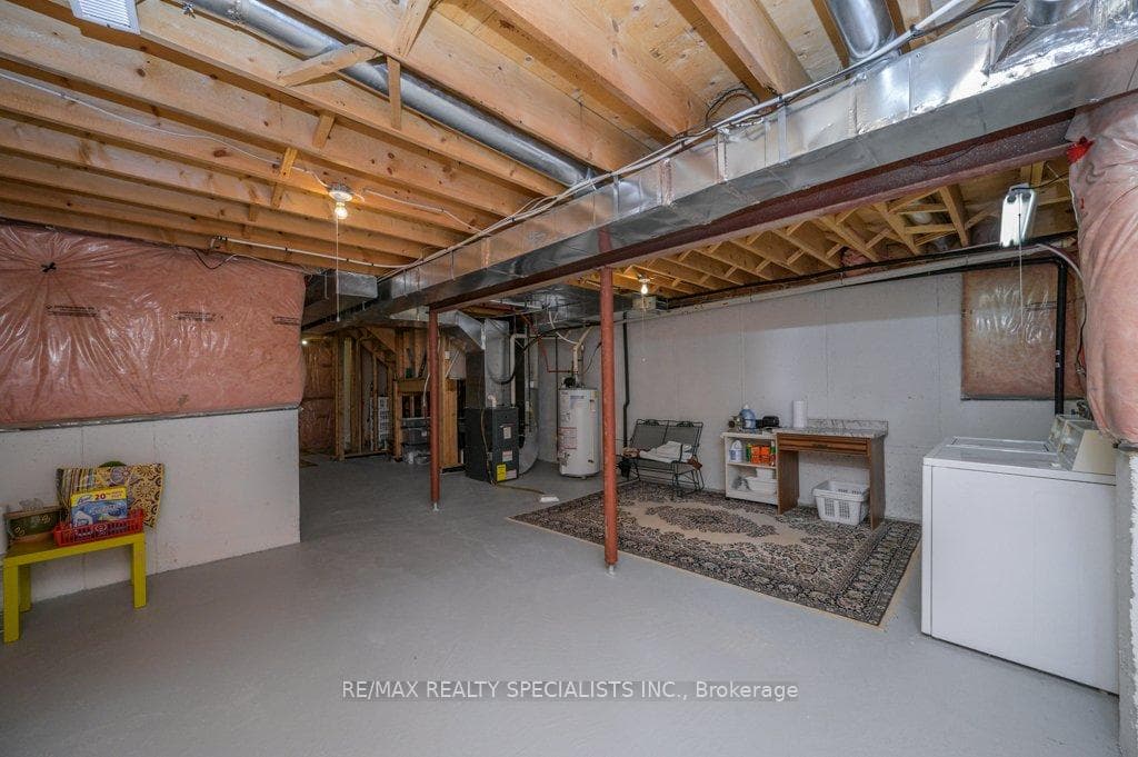 390 Duncan Lane photo 32