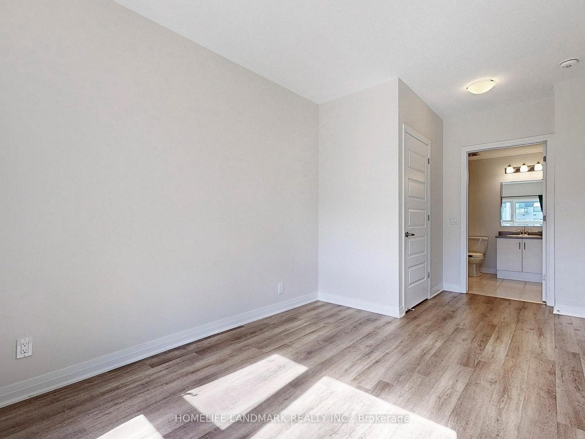 102 Grovewood Common N/A Unit 501 photo 11