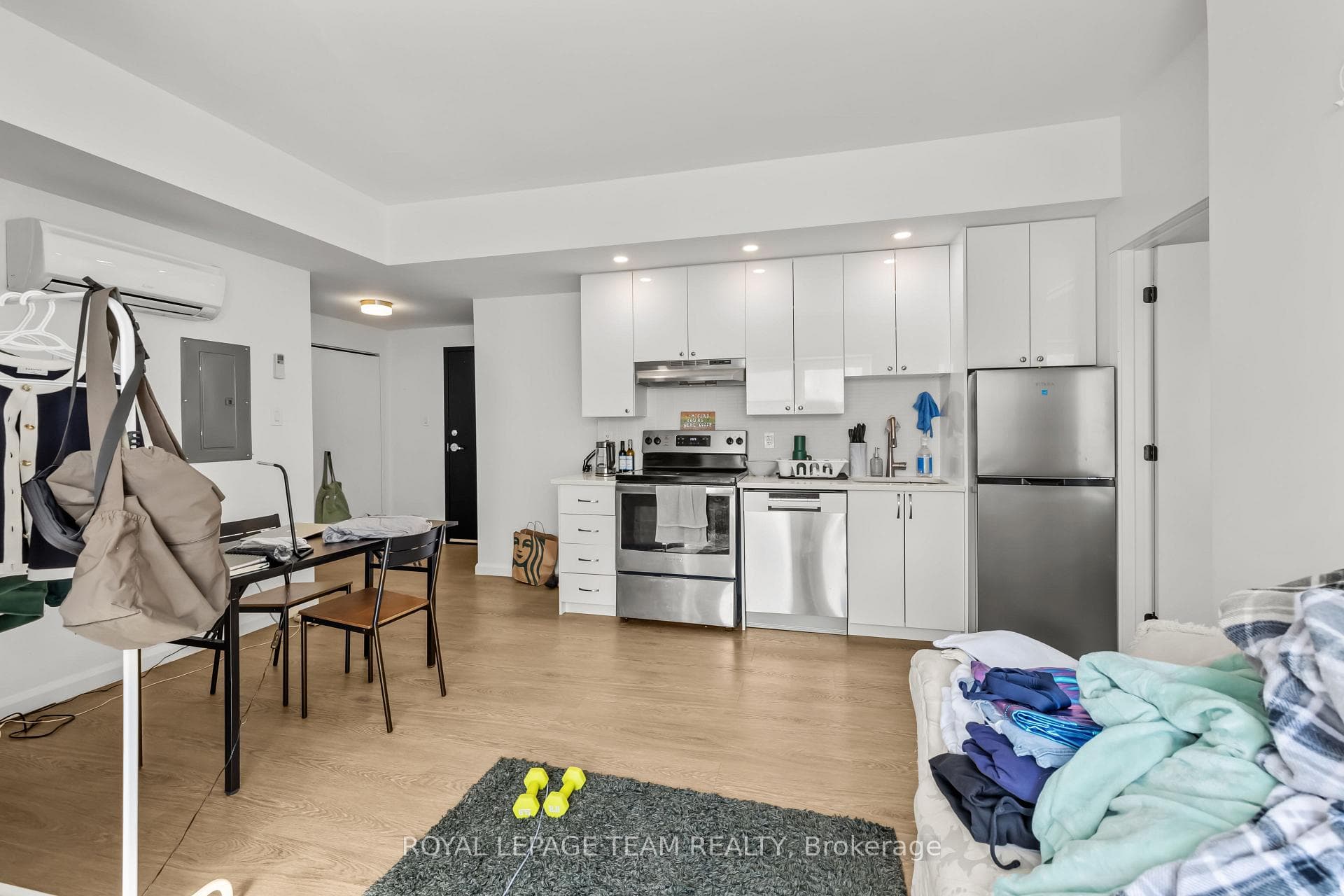 506 Gladstone Avenue Unit 204 photo 5