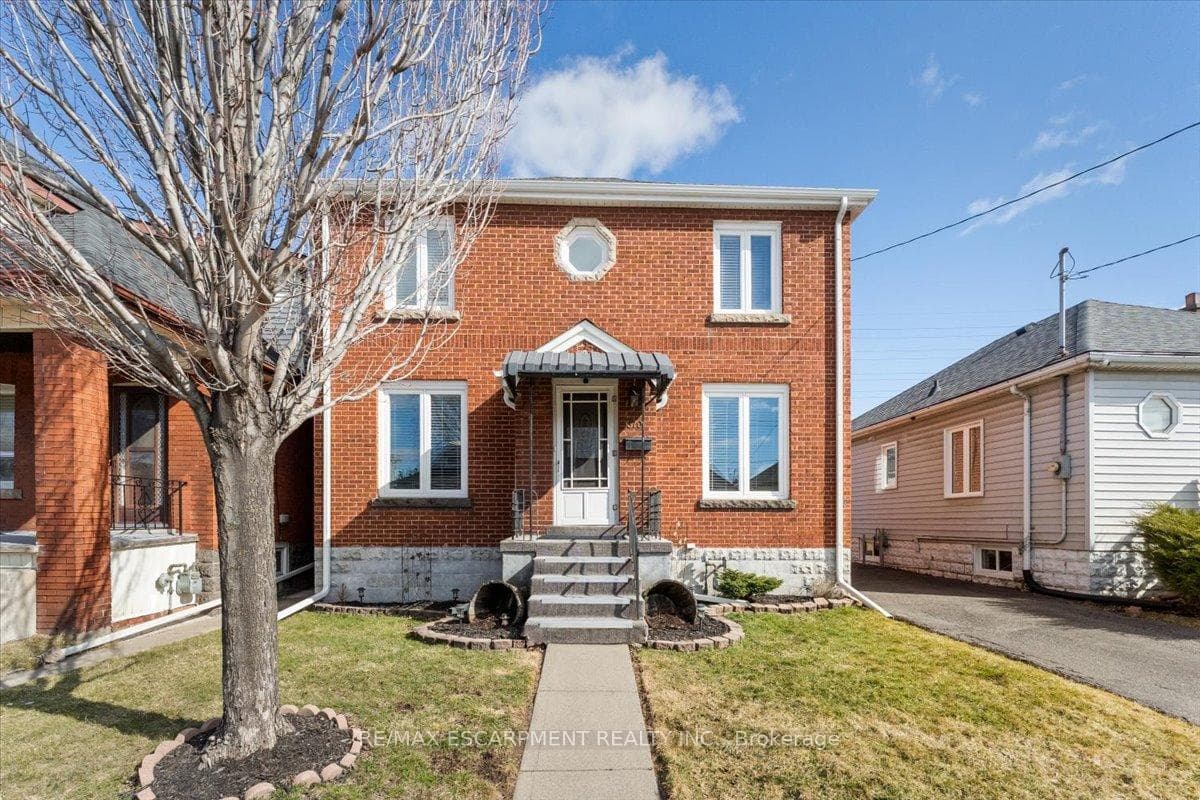 370 Paling Avenue photo 2