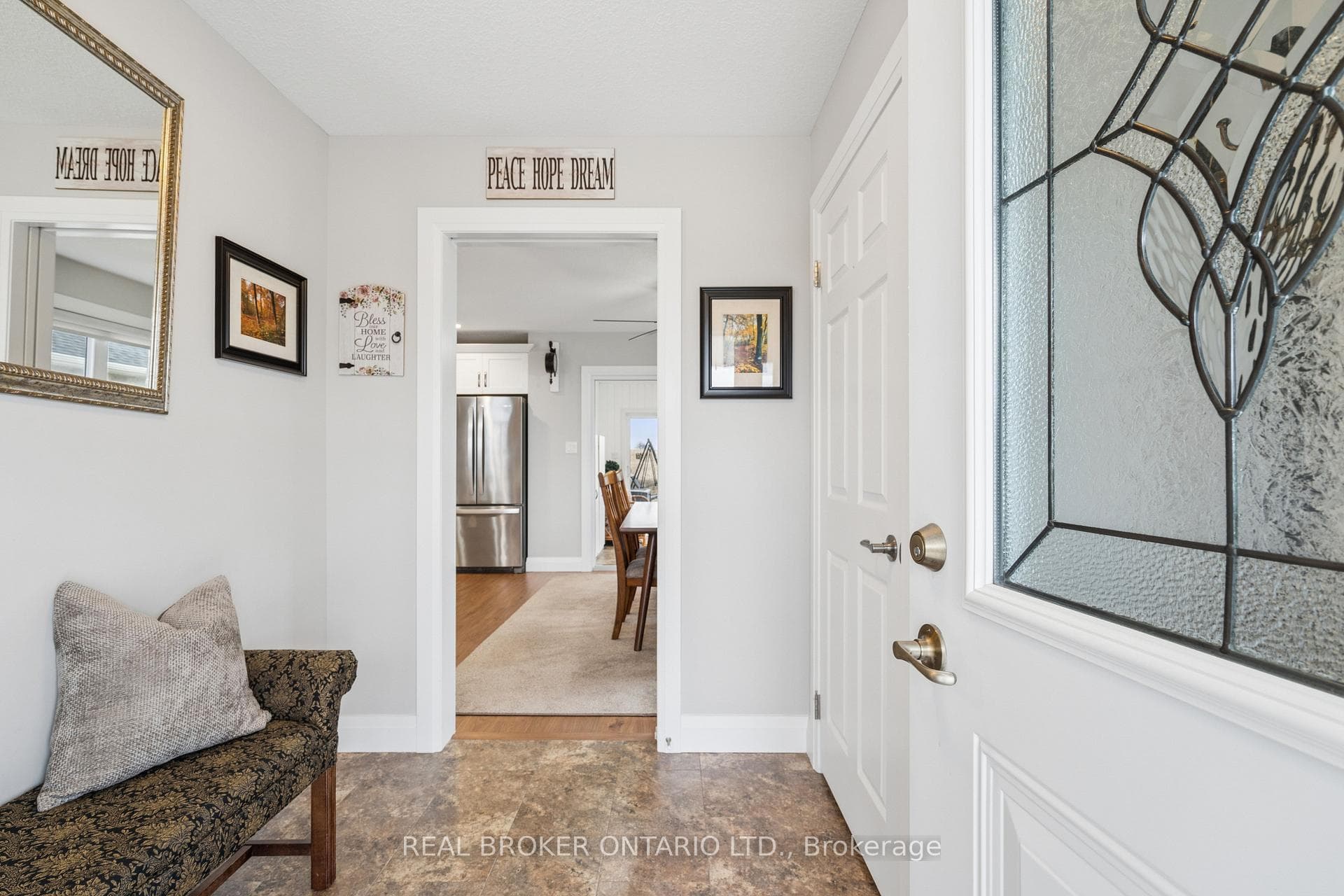 480 Grand Trunk Street photo 8