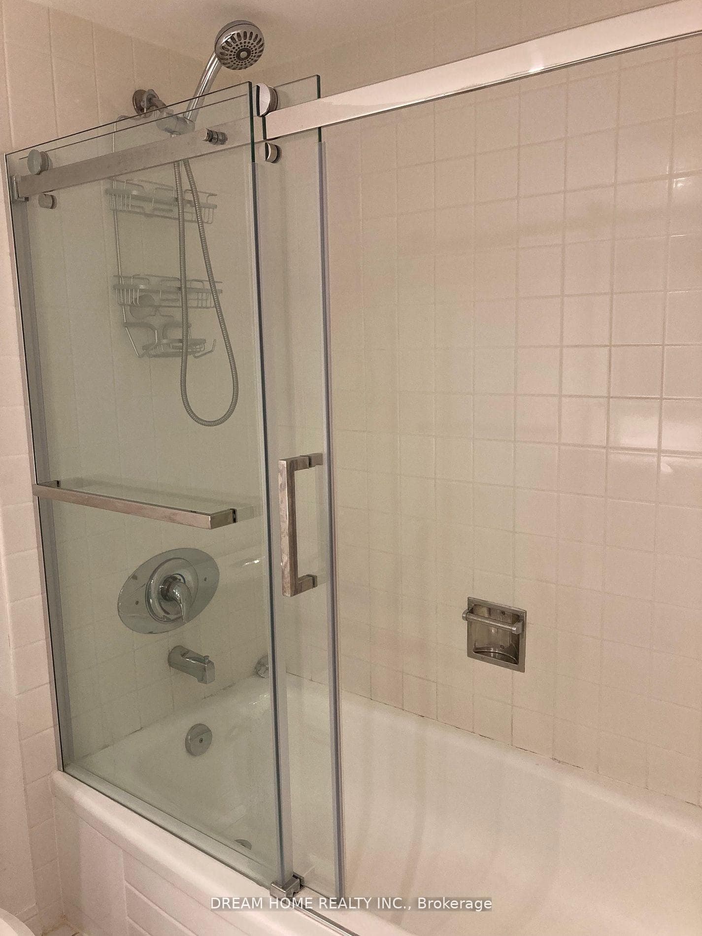 50 Eglinton Avenue Unit 1702 photo 18